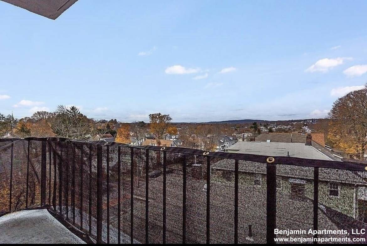 125 Trapelo Rd, Belmont