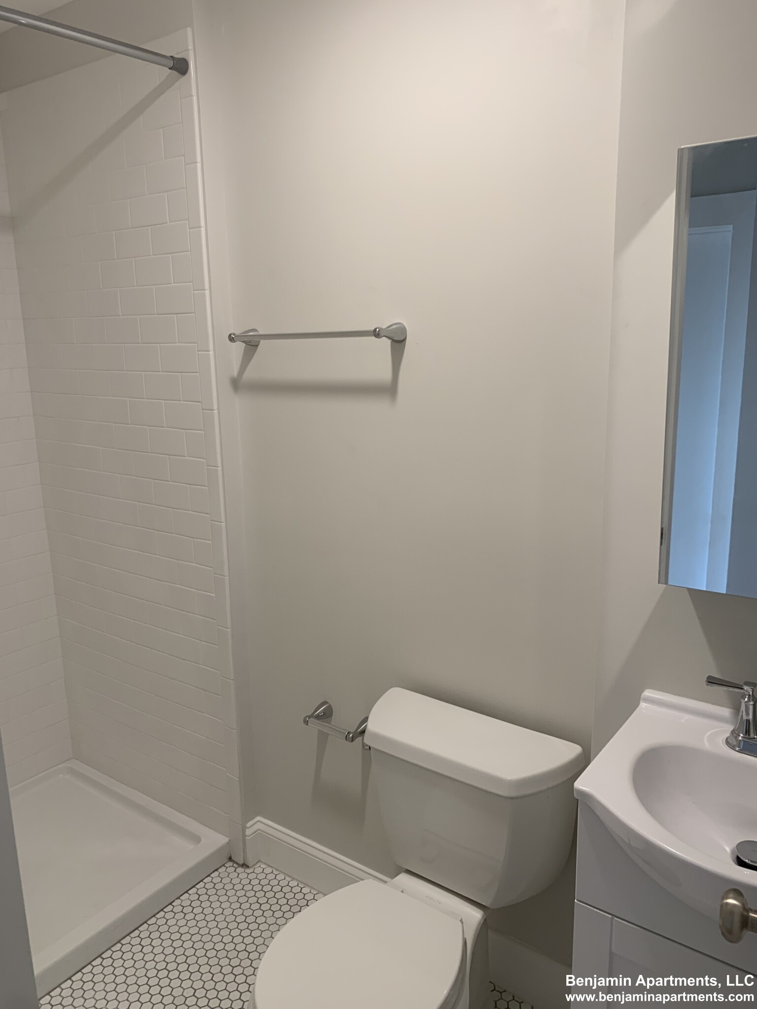 114 Willow St, Wellington-Harrington