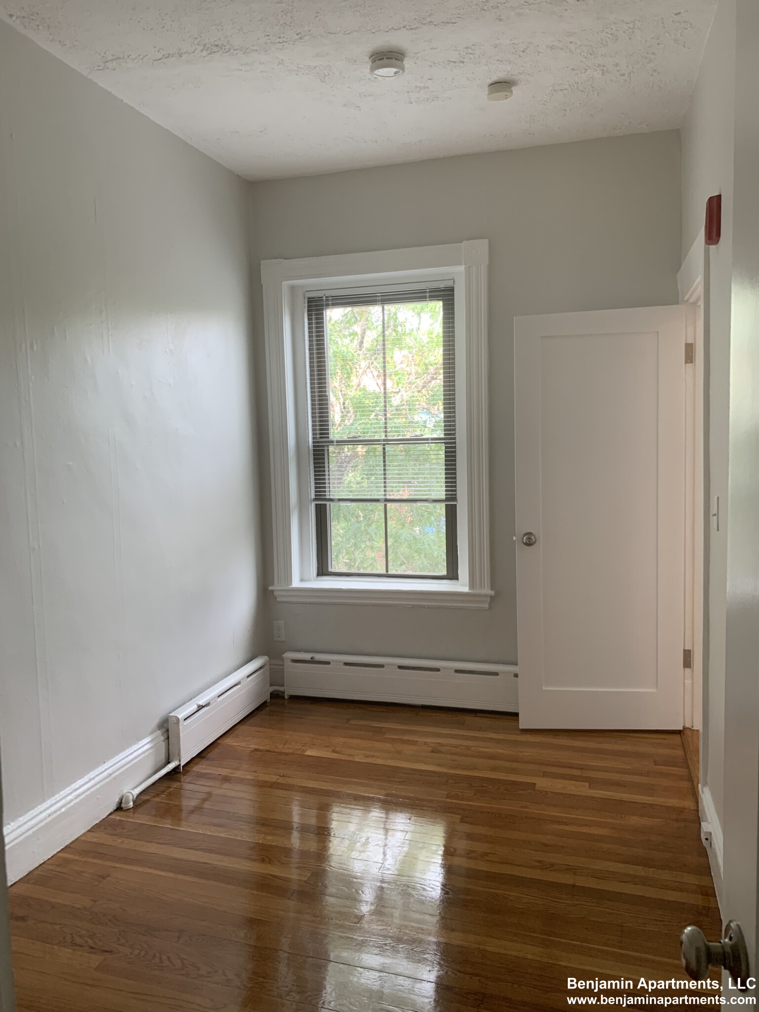 114 Willow St, Wellington-Harrington