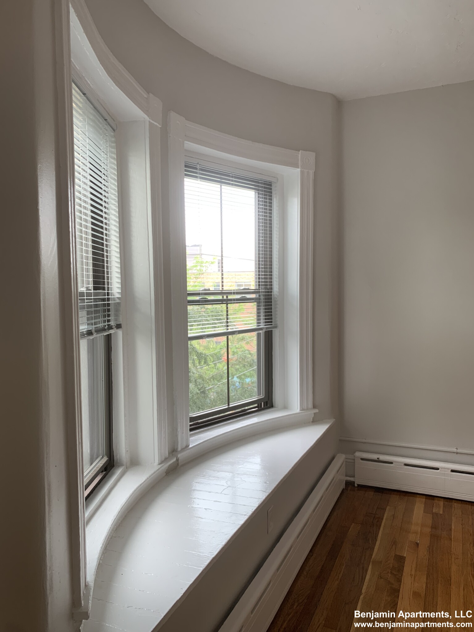 114 Willow St, Wellington-Harrington