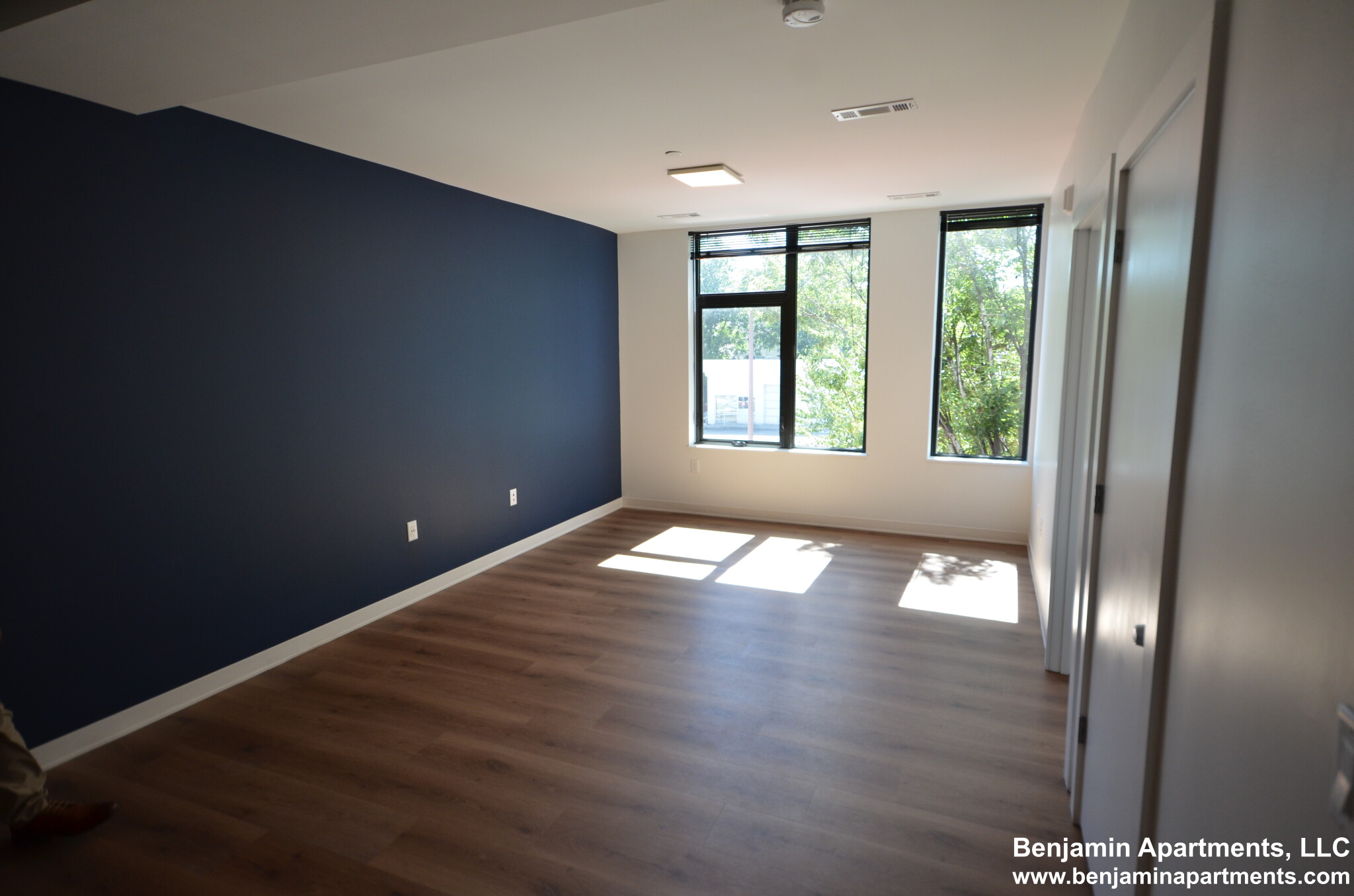 89 Brighton Ave, Allston