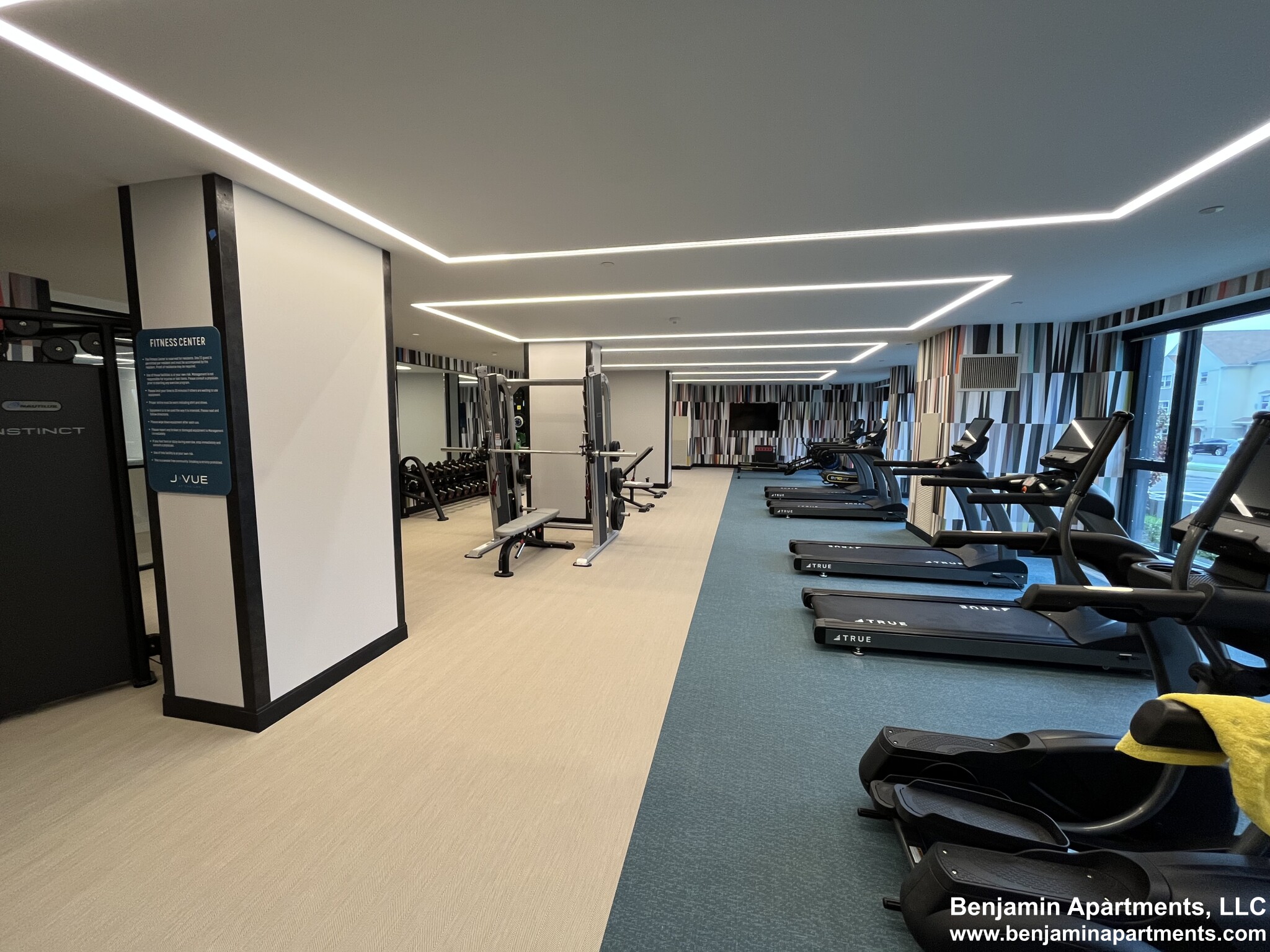 75 Saint Alphonsus St, Mission Hill