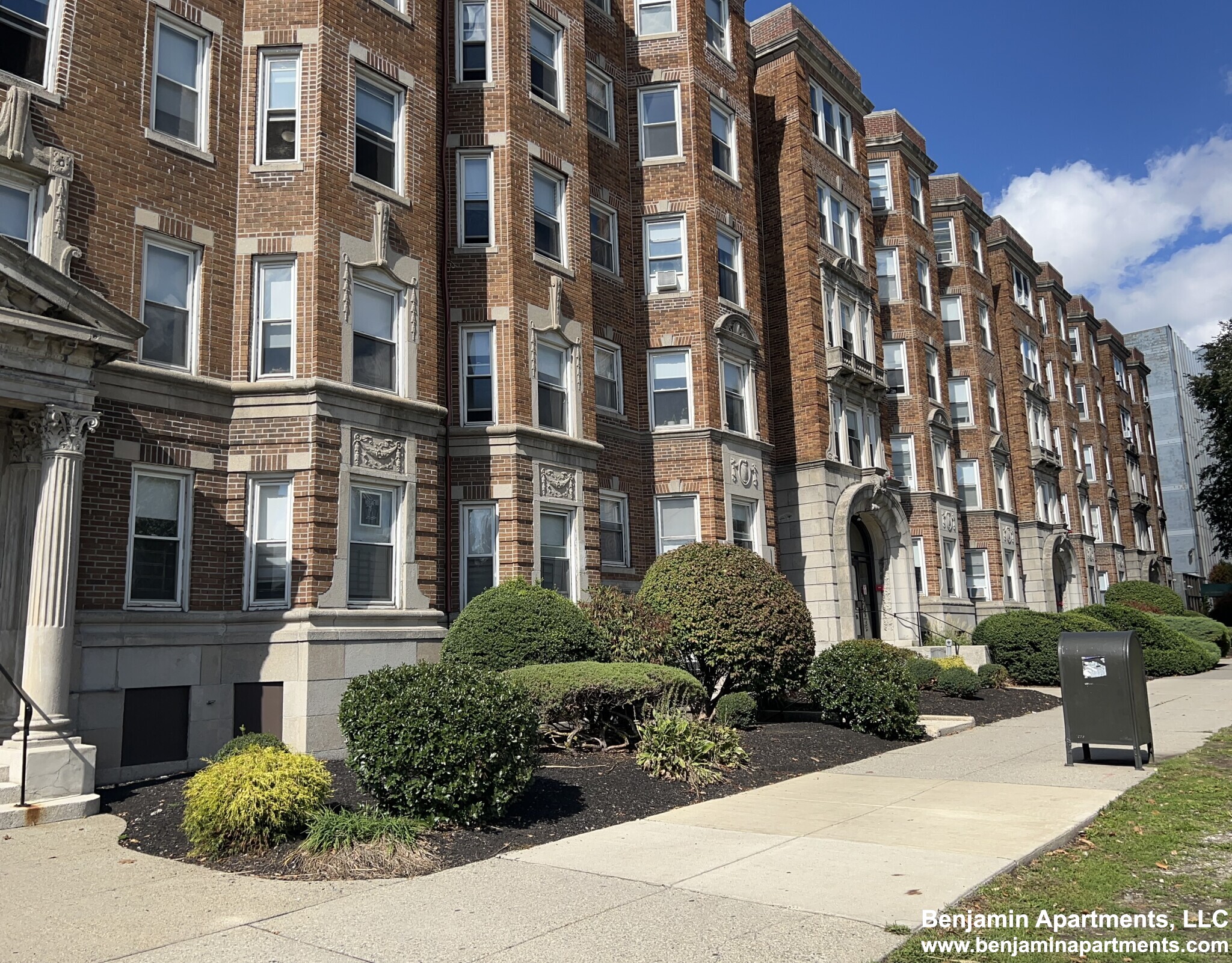 1163 Boylston St, Fenway