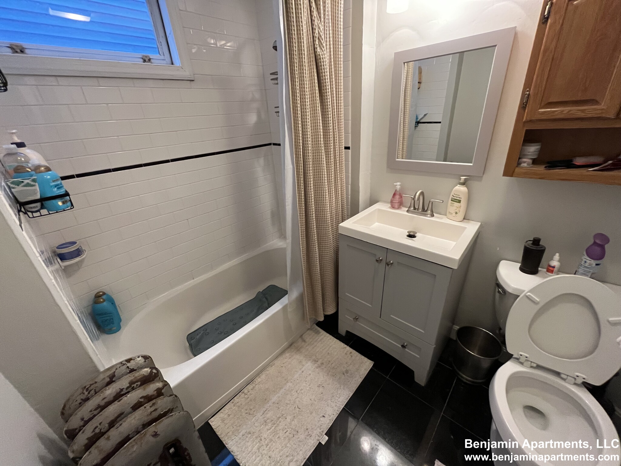 10 Carmel St, Mission Hill