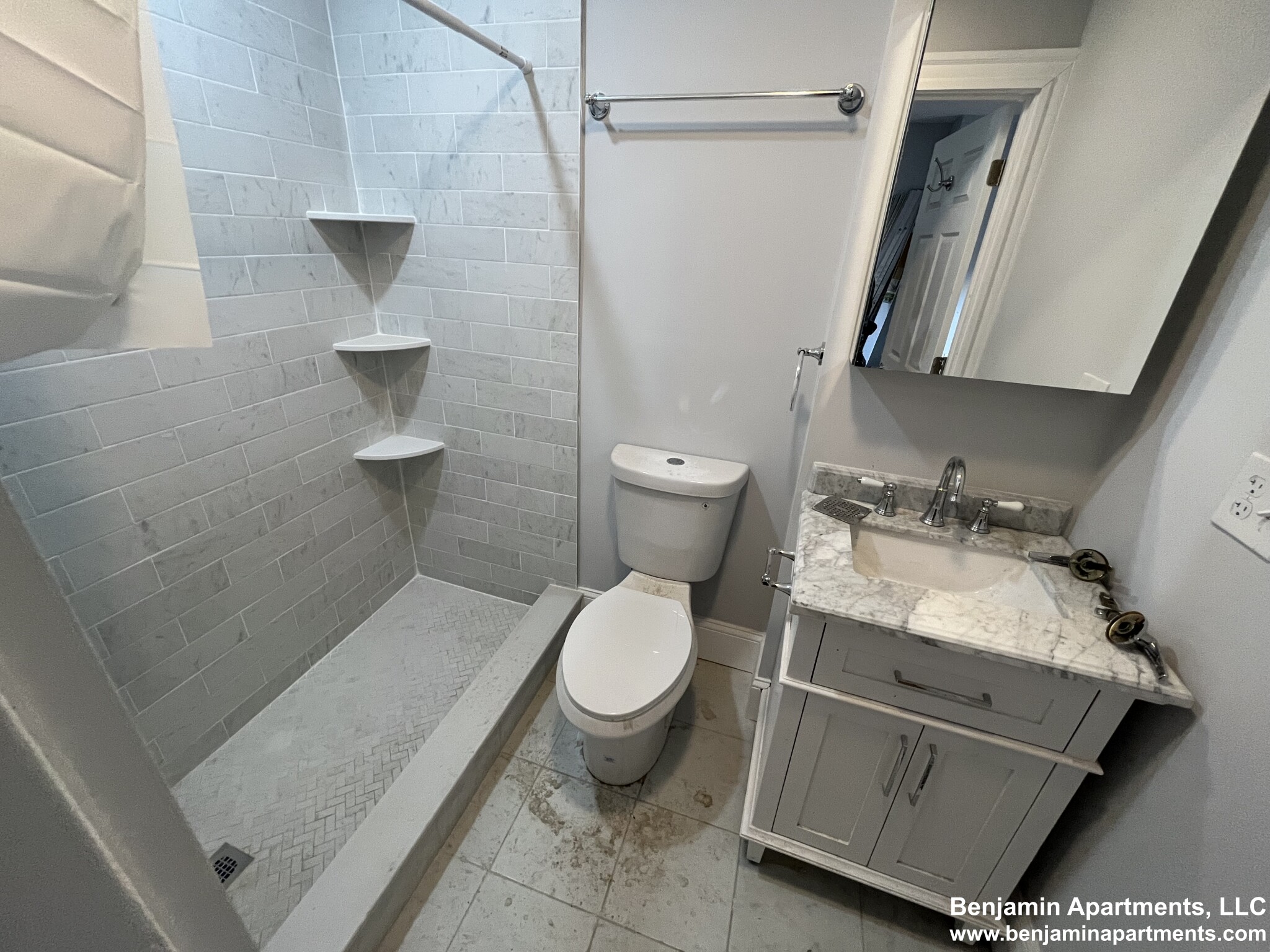 372 Oxford St, Porter Square