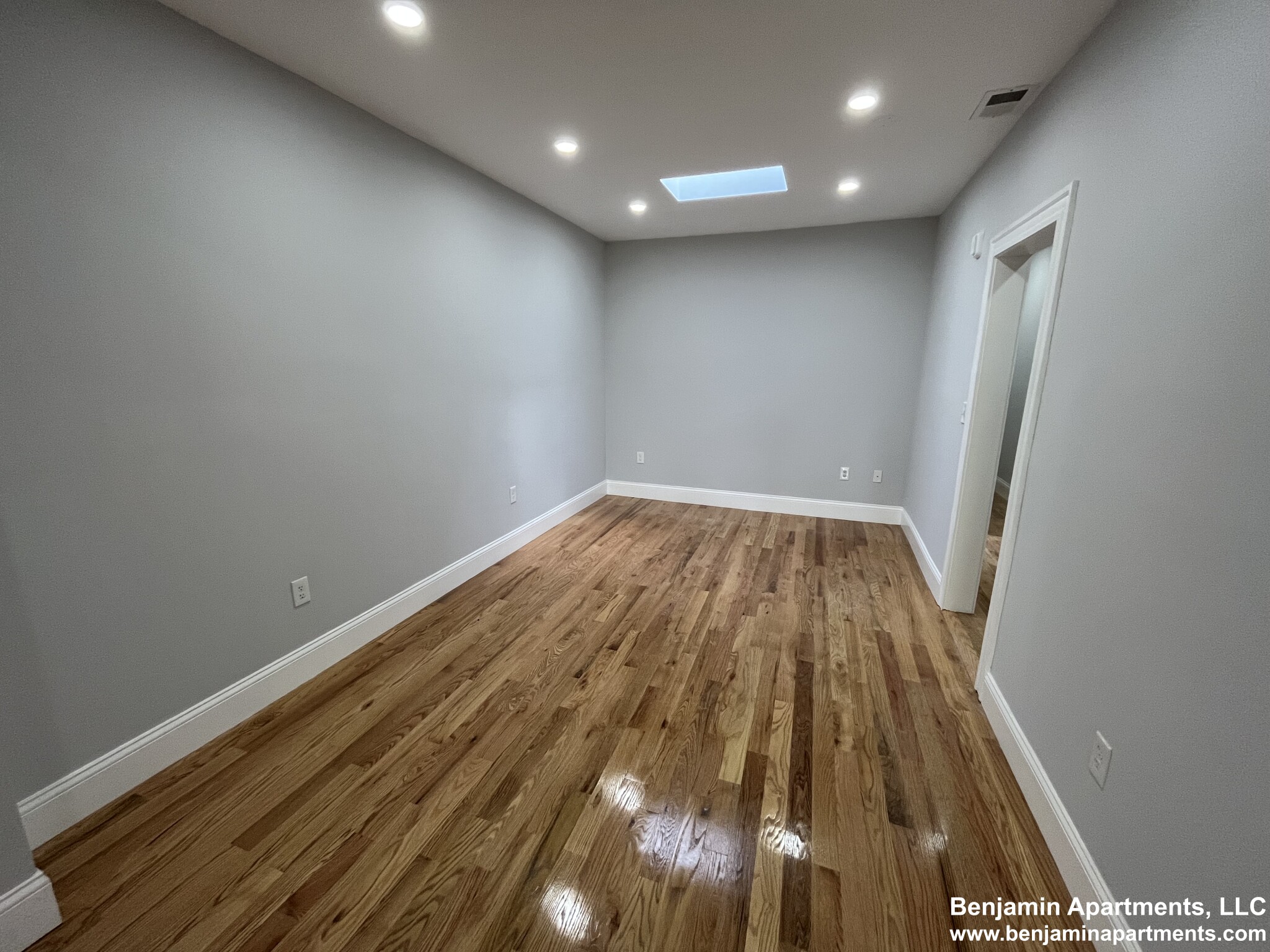 372 Oxford St, Porter Square