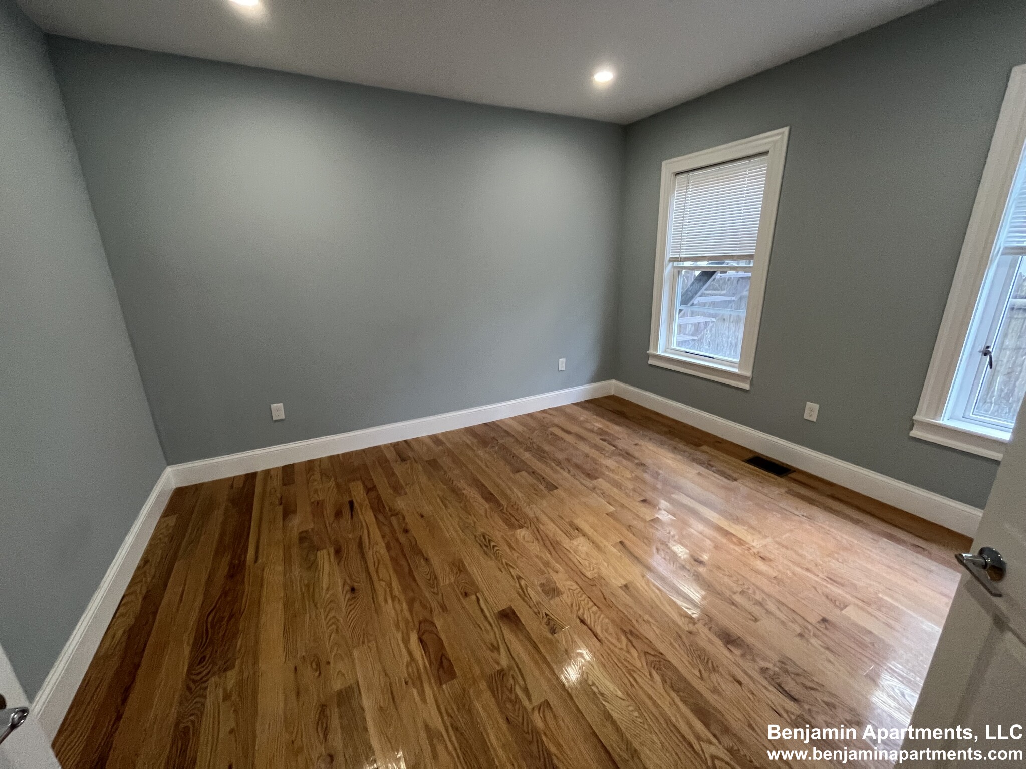 374 Oxford St, Baldwin