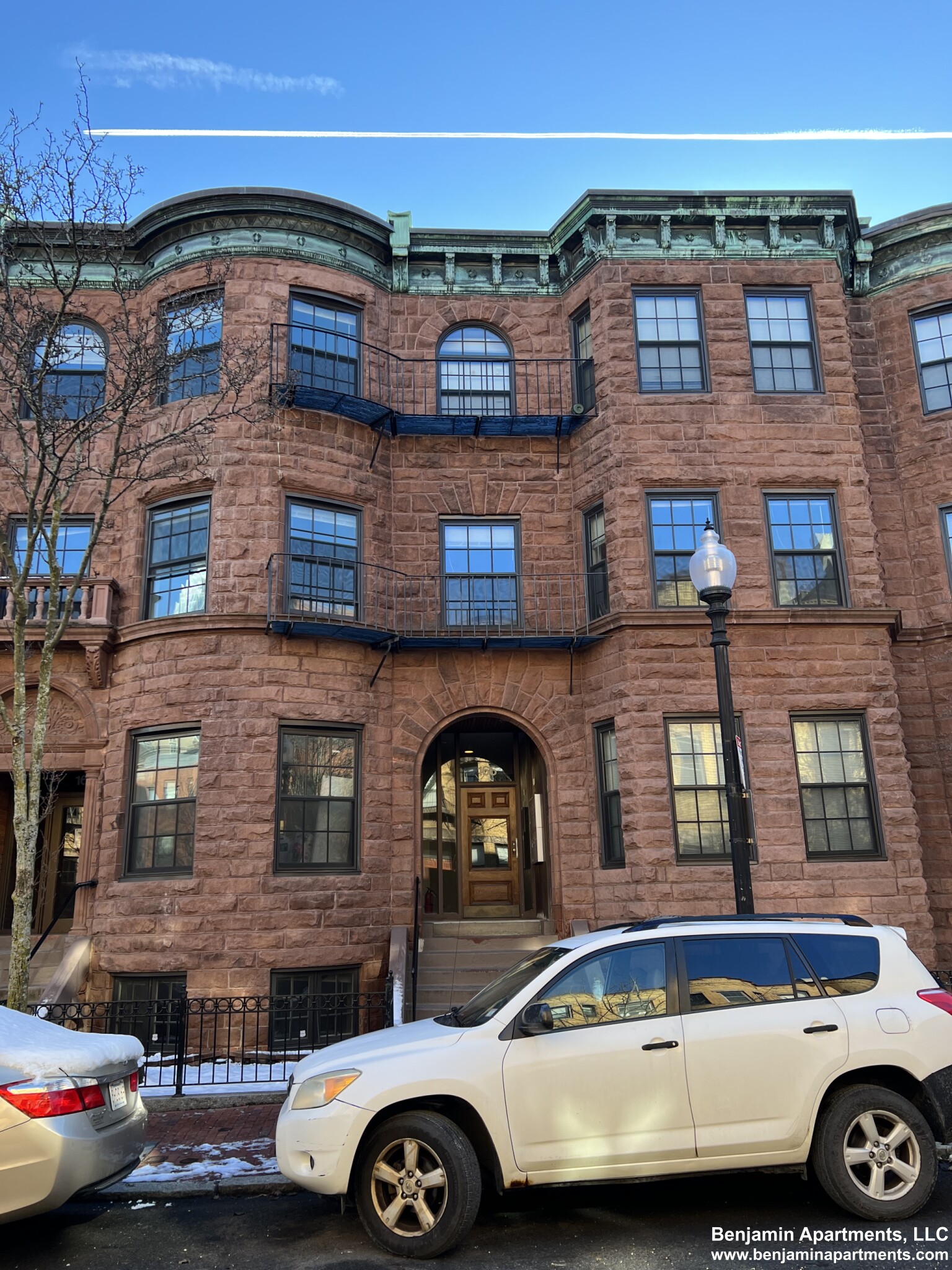 166 Saint Botolph St, South End