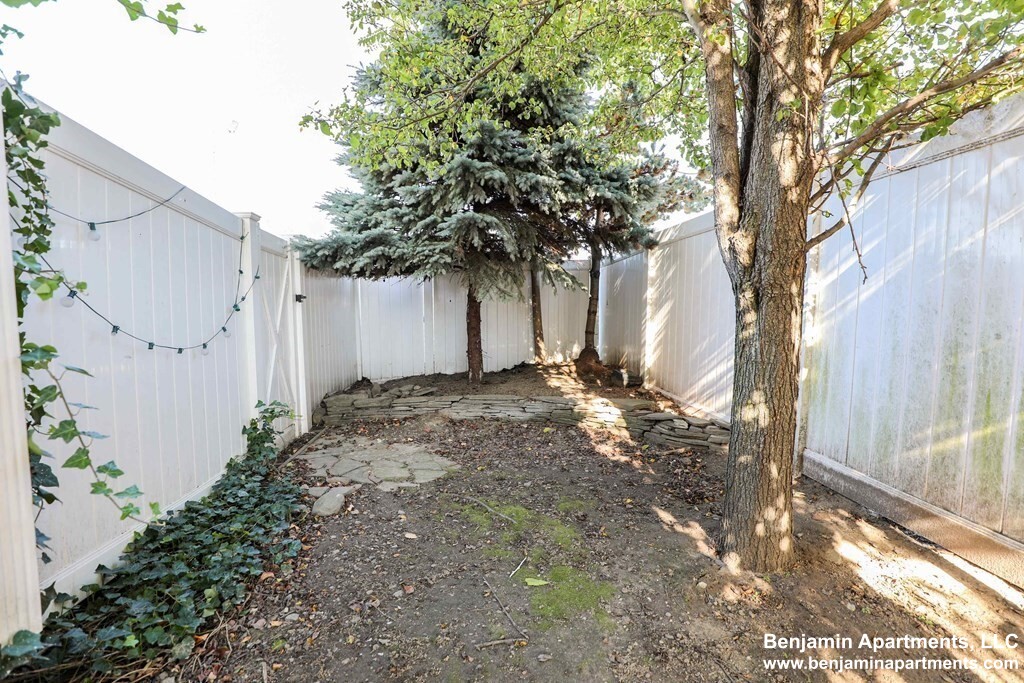 15 Vineland St, Brighton