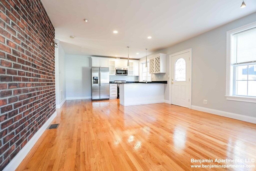 15 Vineland St, Brighton