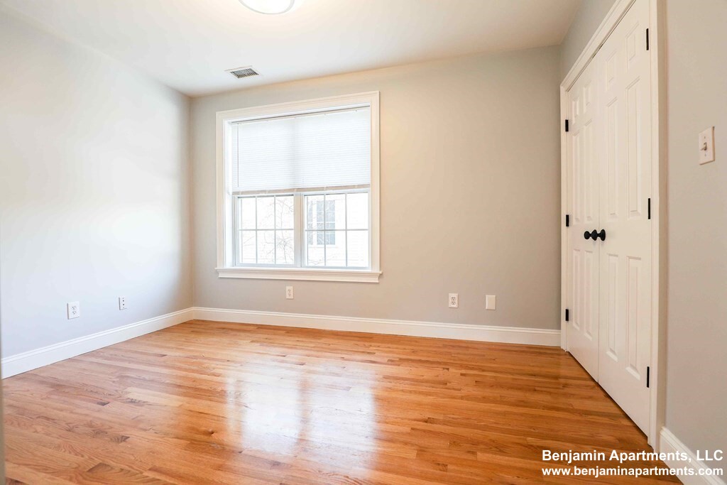 15 Vineland St, Brighton