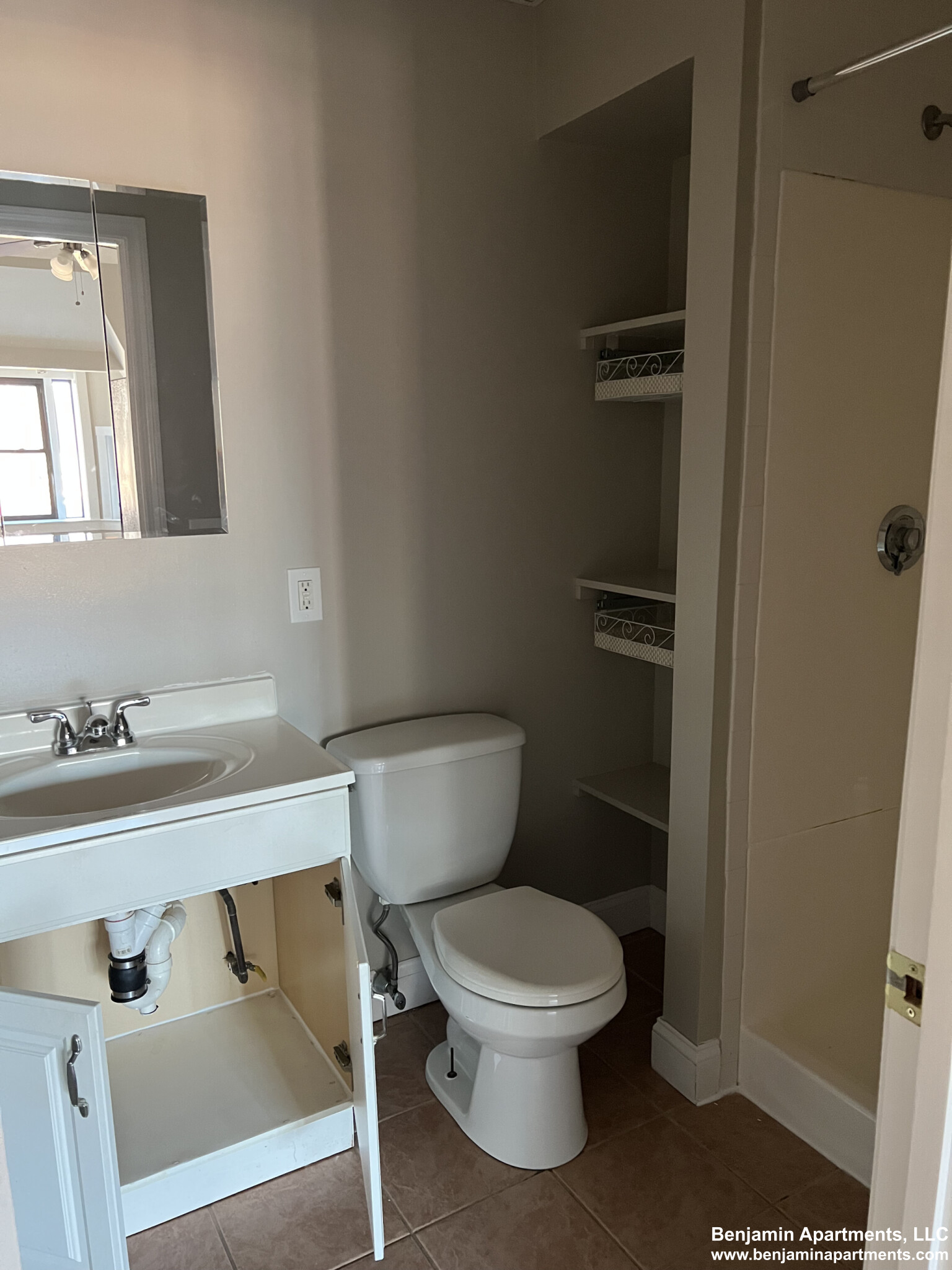 250 Newbury St, Back Bay