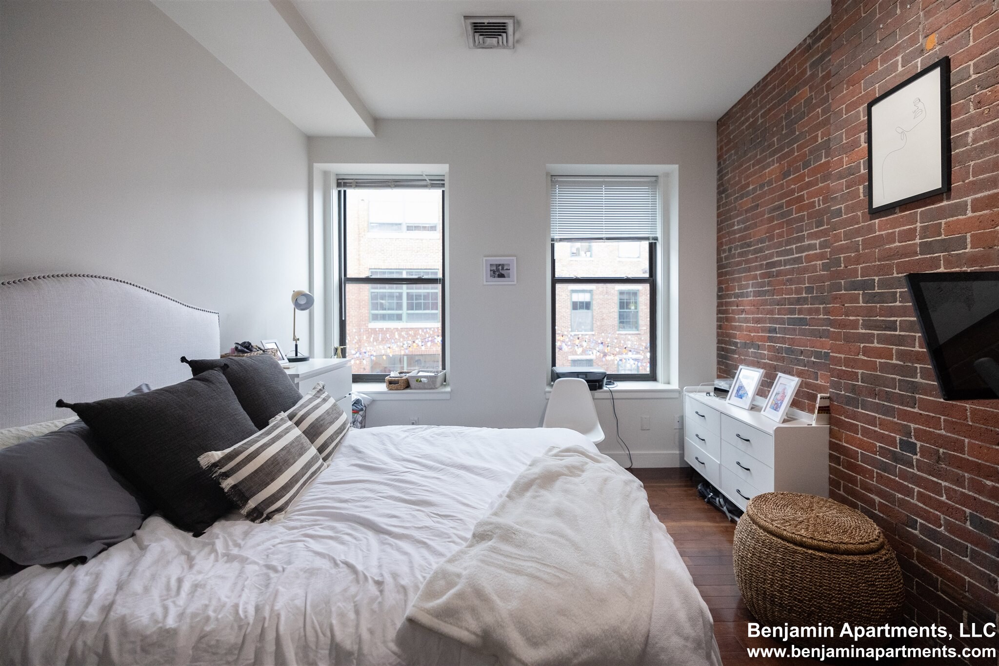 460 Harrison Ave, South End