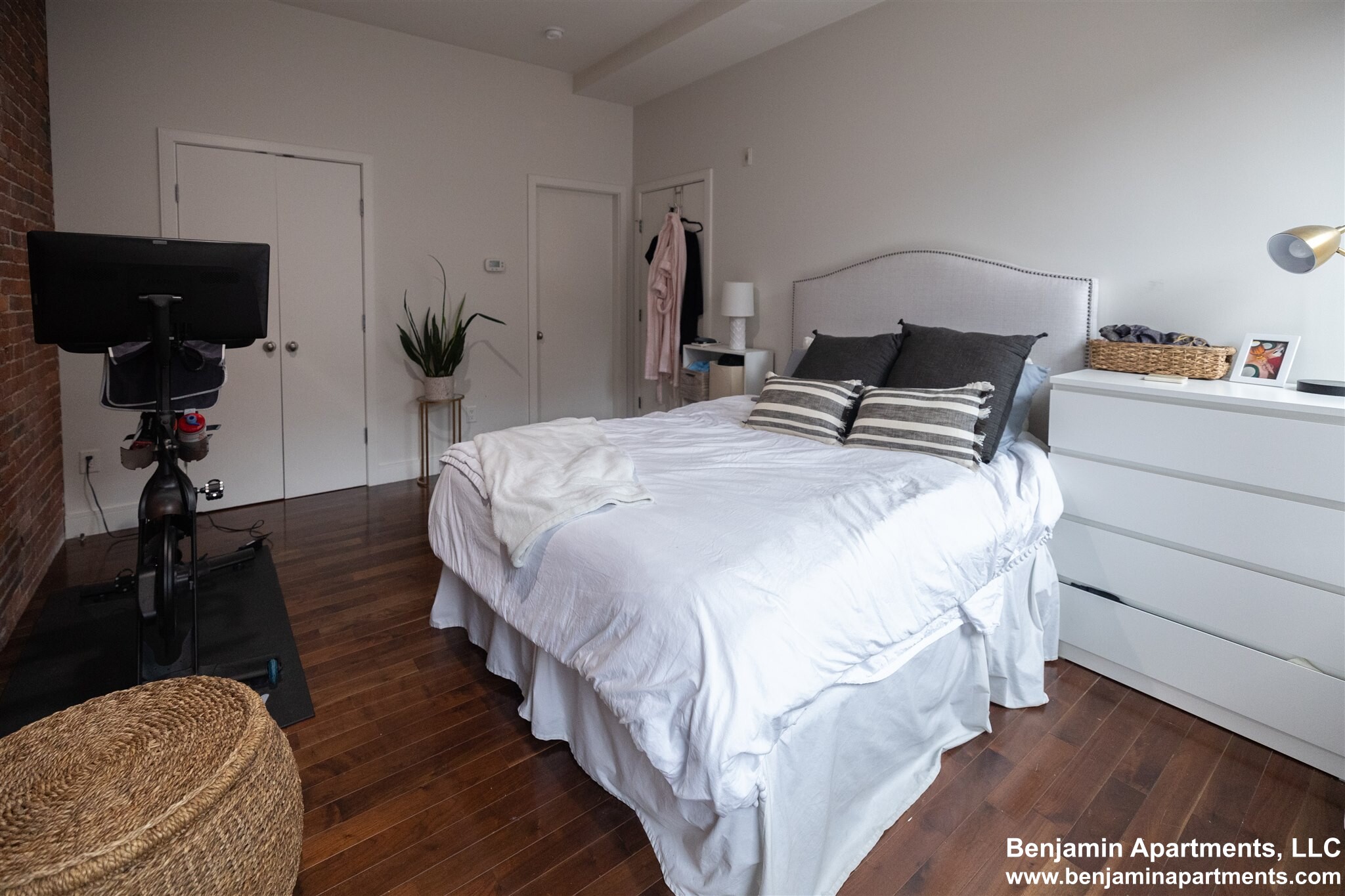 460 Harrison Ave, South End