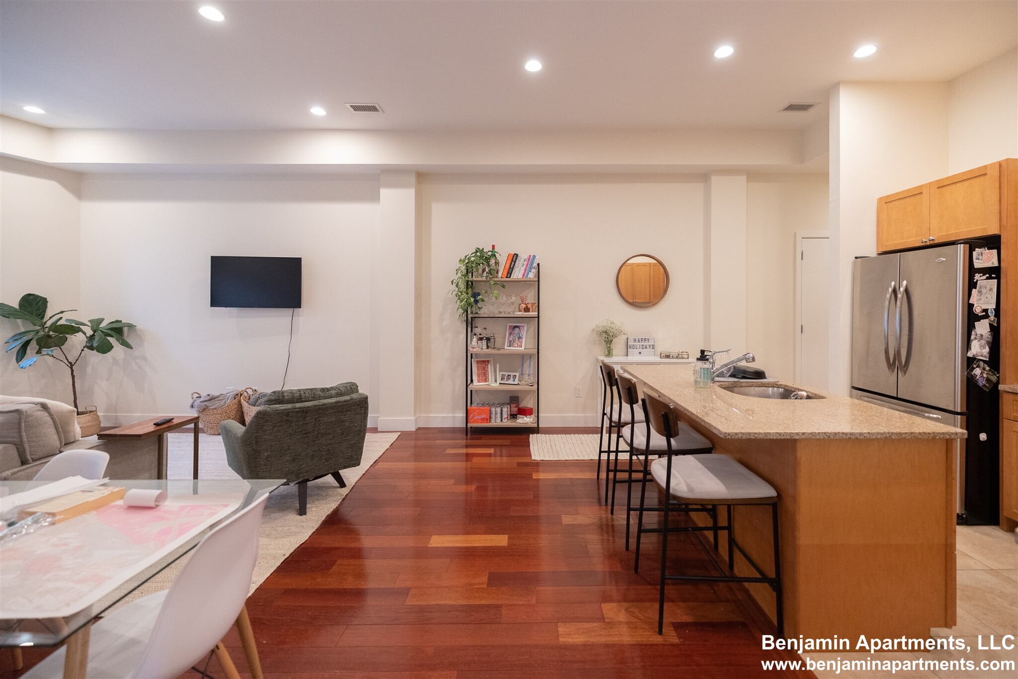 520 Harrison Ave, South End