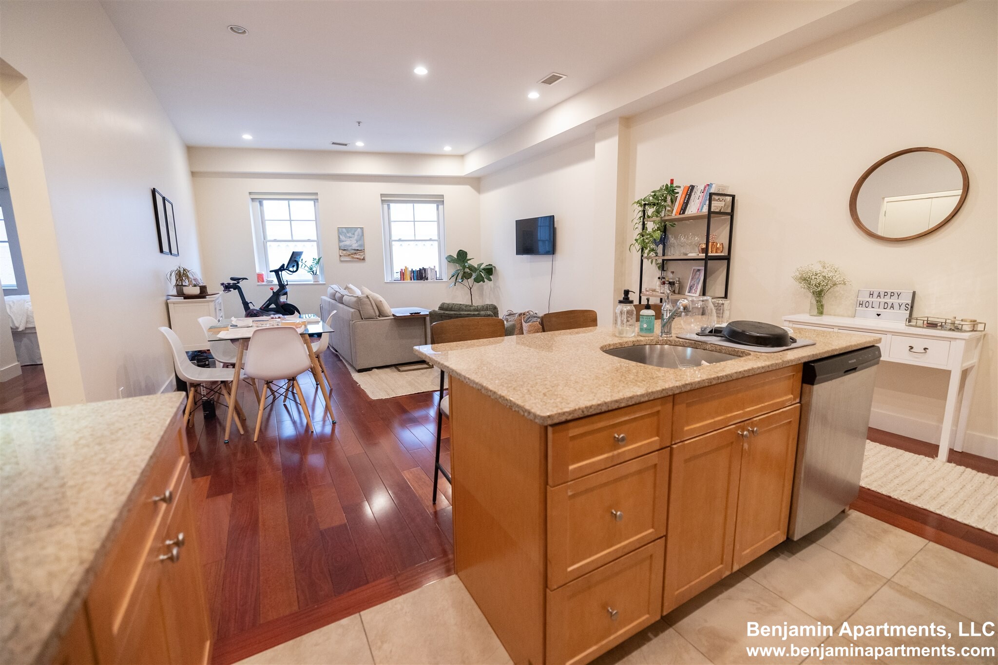 520 Harrison Ave, South End