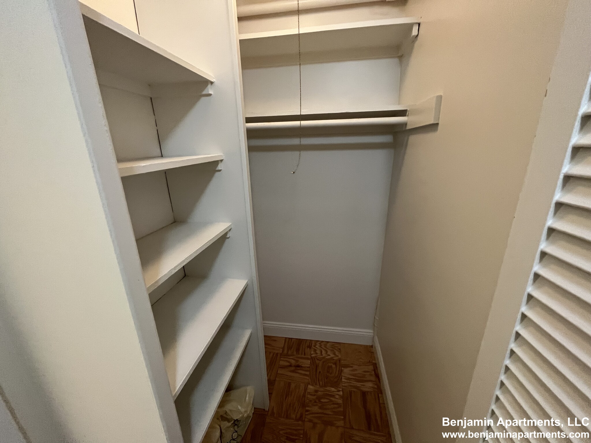 101 Monmouth St, Longwood