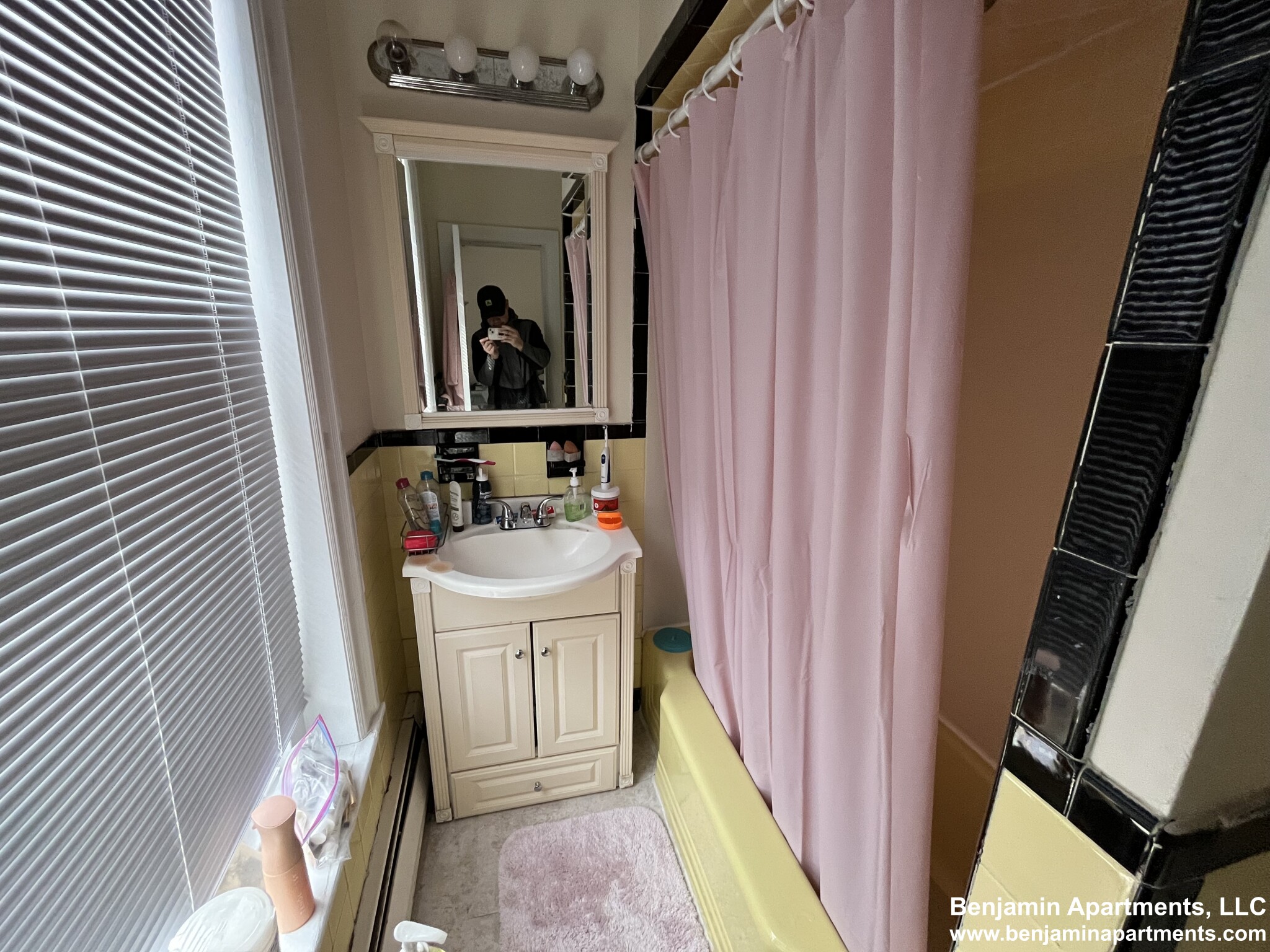 1063 Beacon St, Longwood