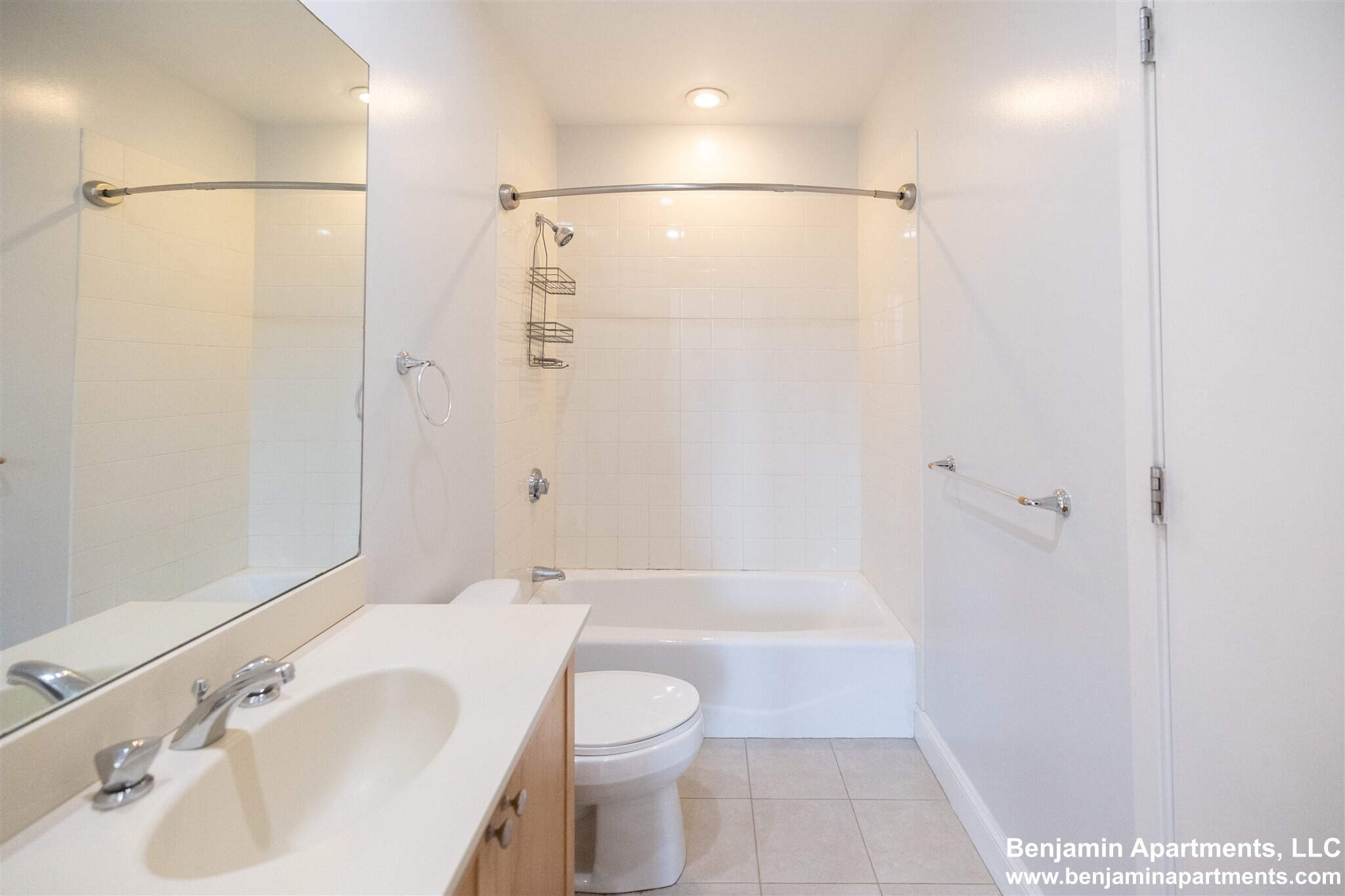 490 Harrison Ave, South End