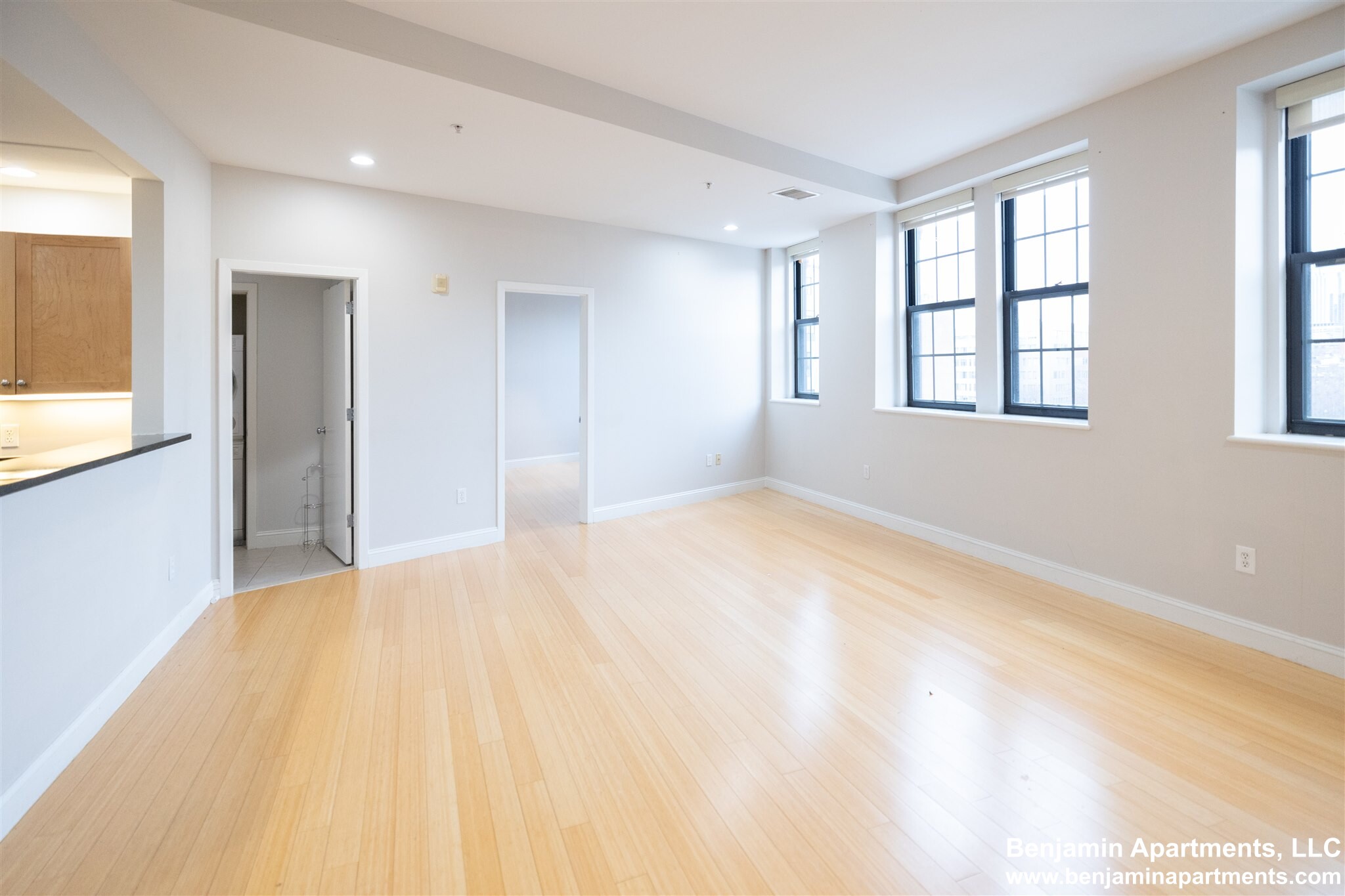 490 Harrison Ave, South End