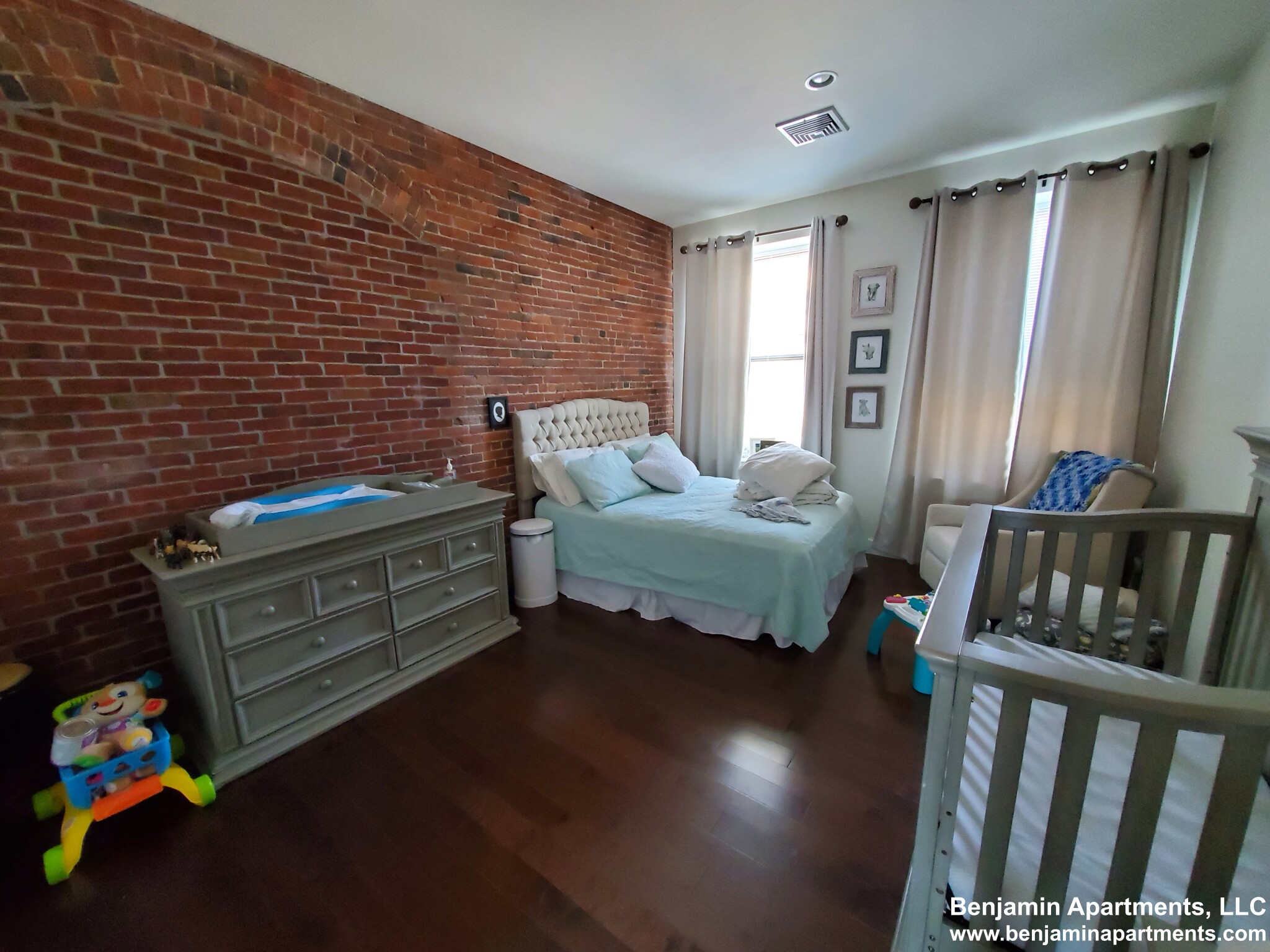 460 Harrison Ave, South End