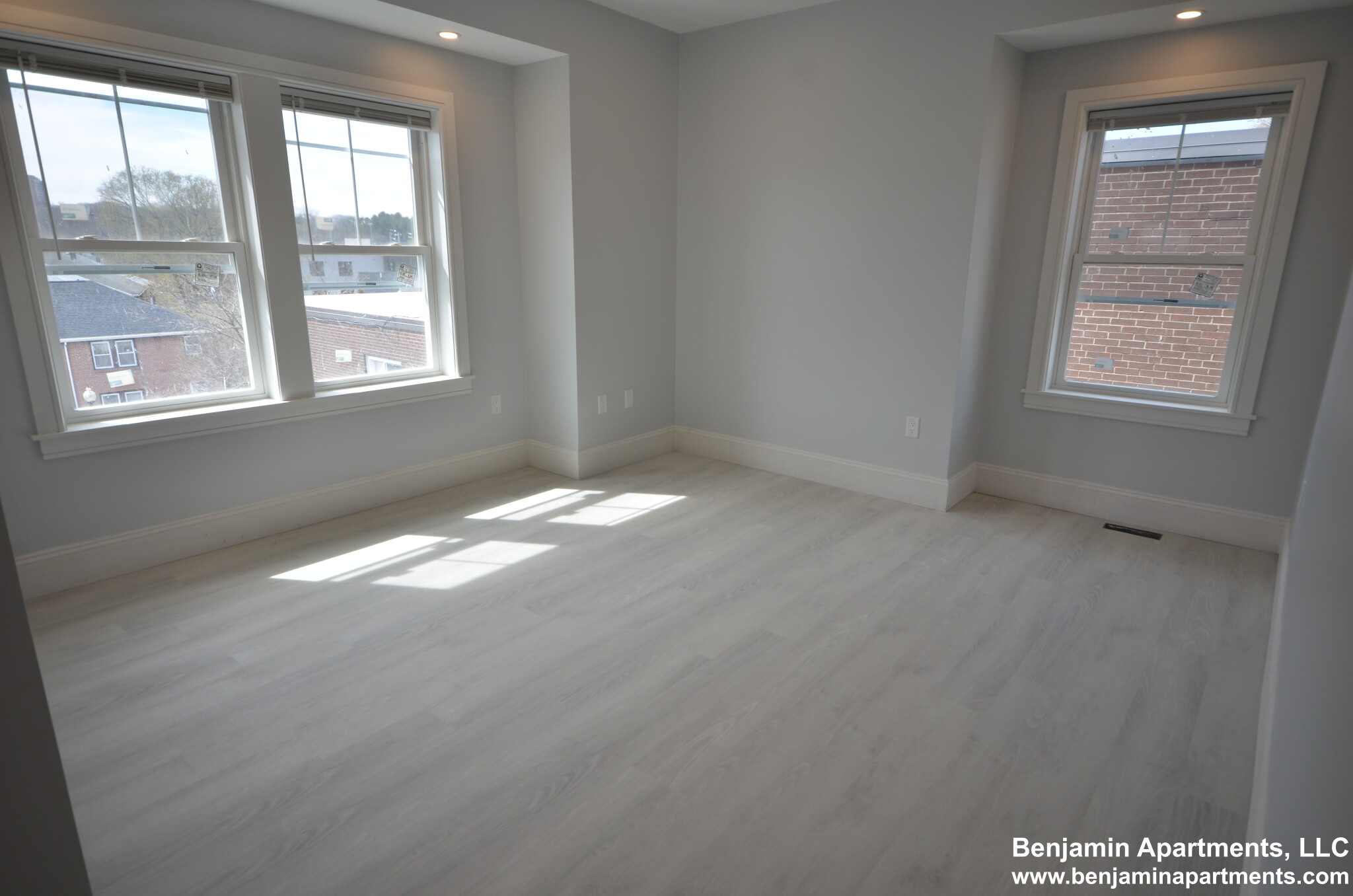 2 Oakland St, Brighton