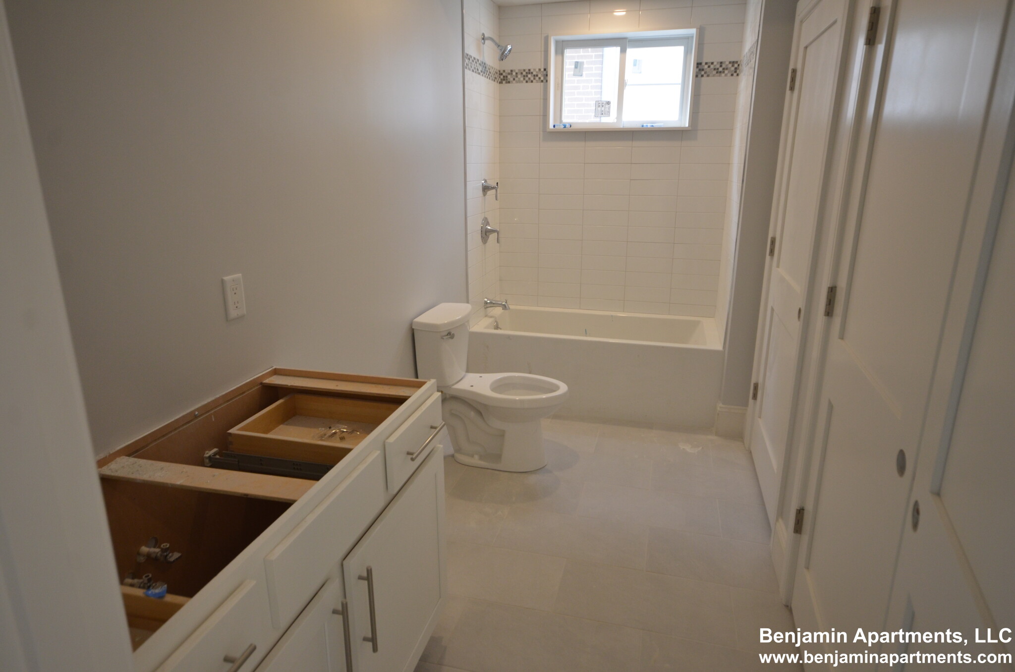 2 Oakland St, Brighton