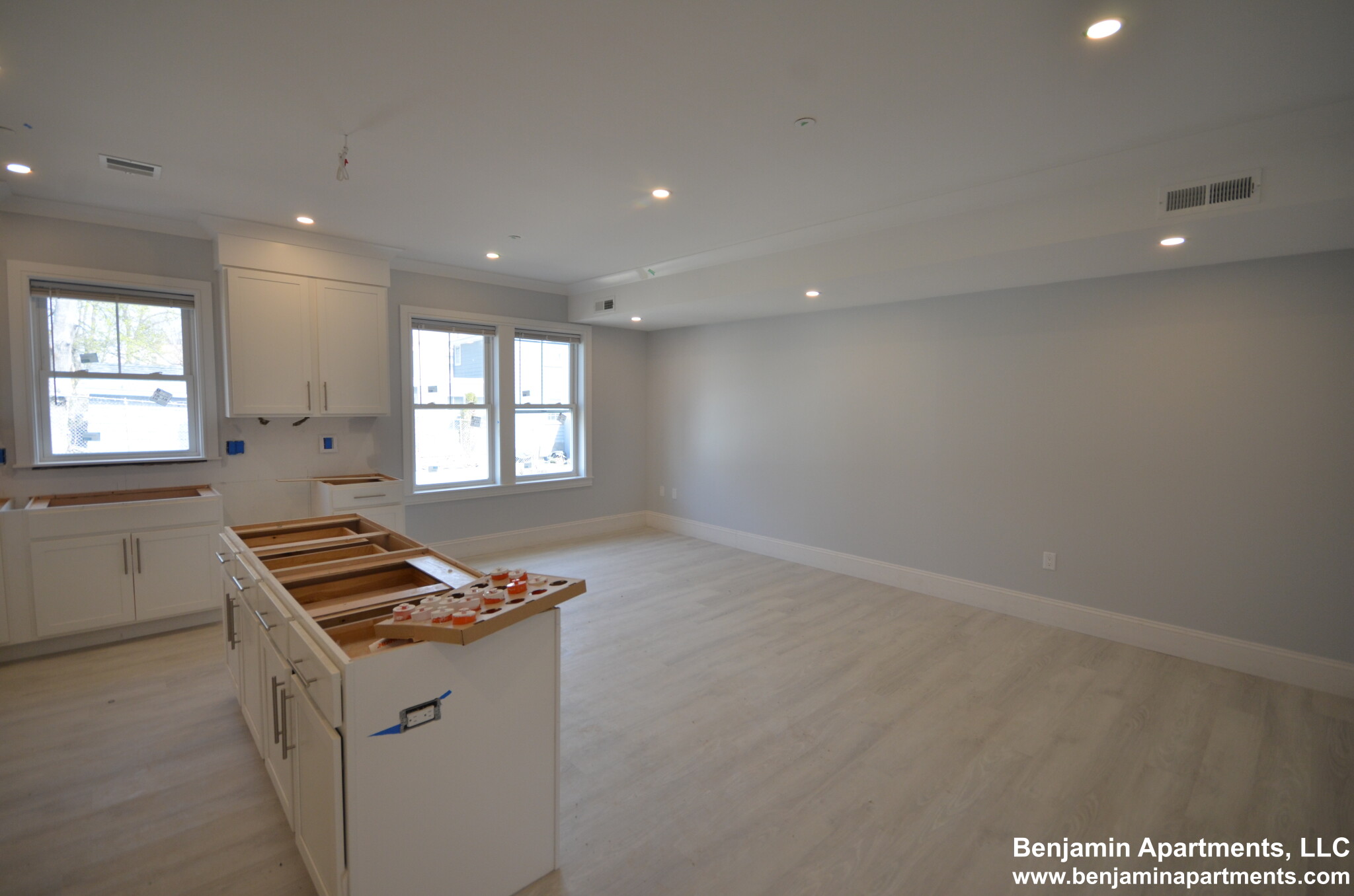 2 Oakland St, Brighton