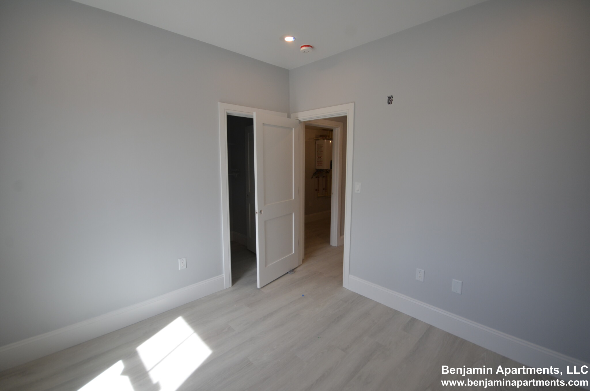 2 Oakland St, Brighton