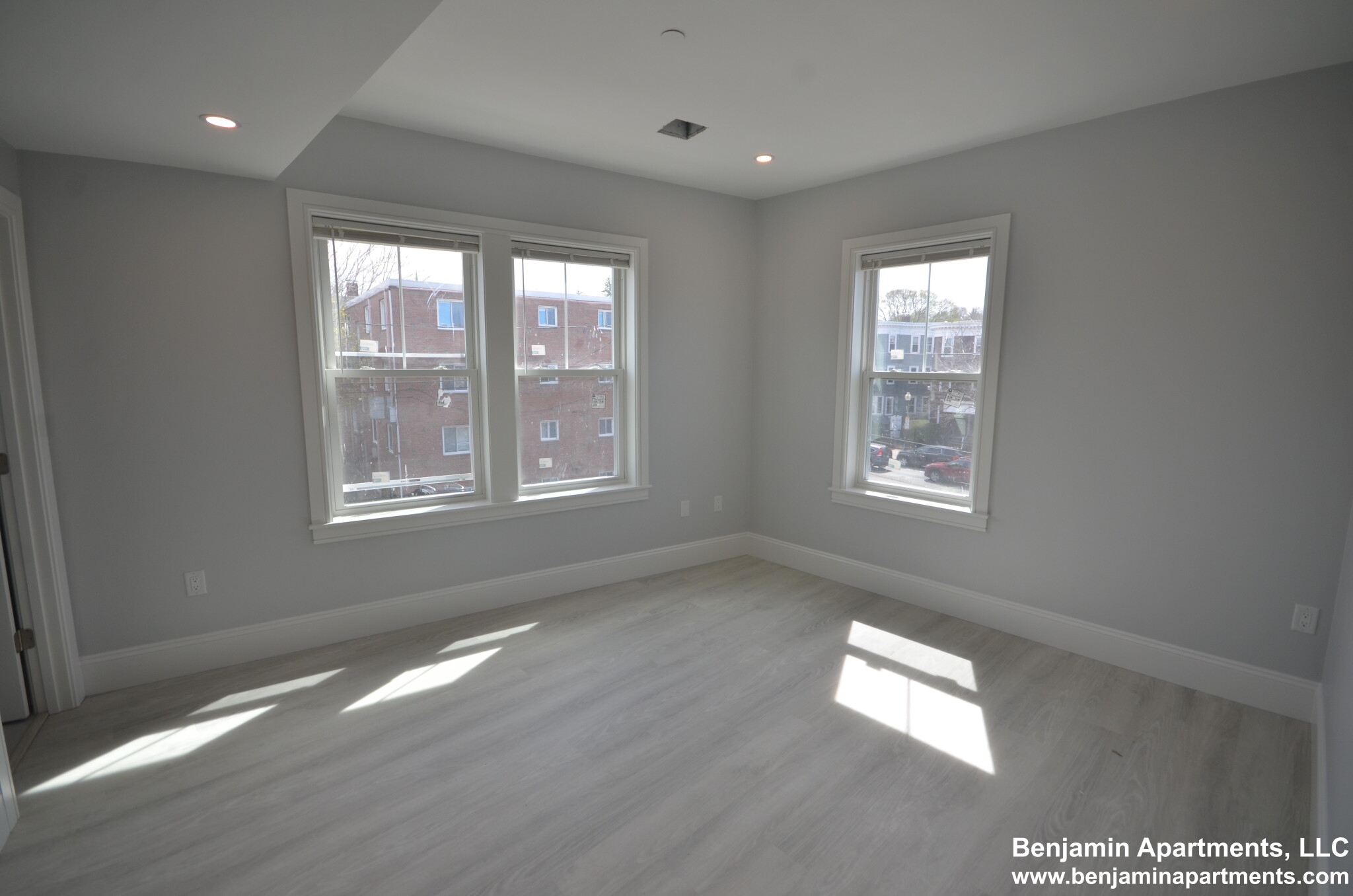 2 Oakland St, Brighton