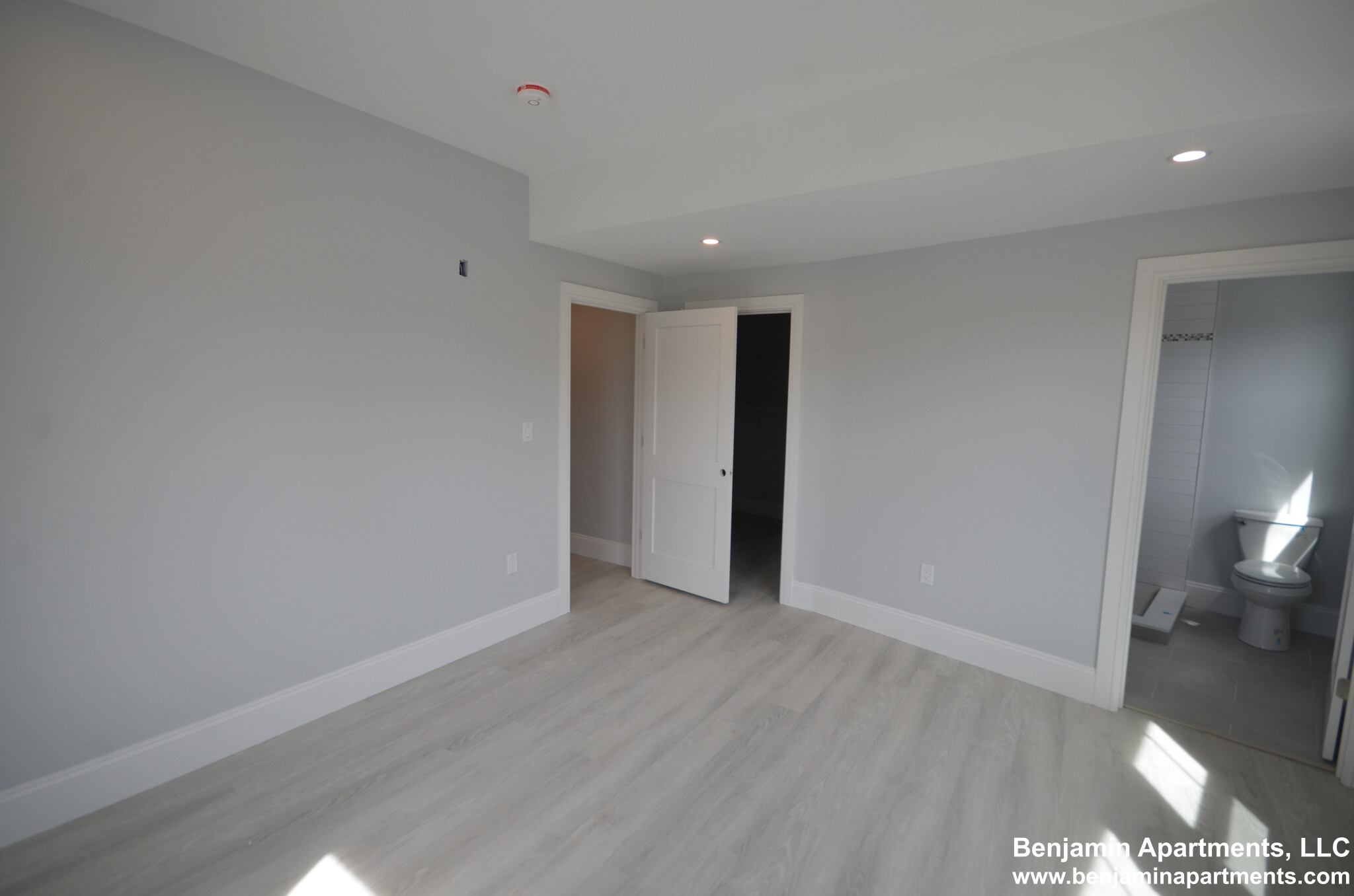 2 Oakland St, Brighton