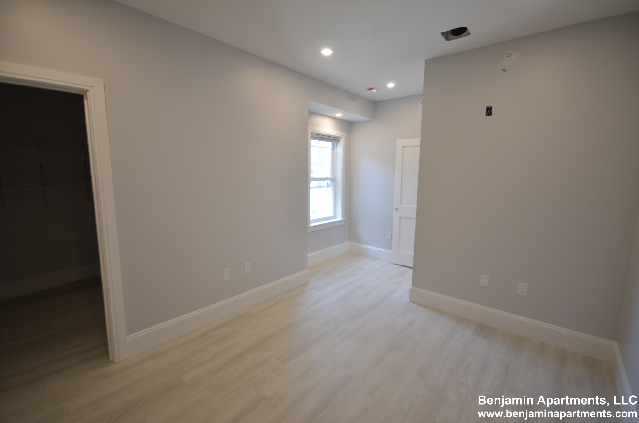 2 Oakland St, Brighton