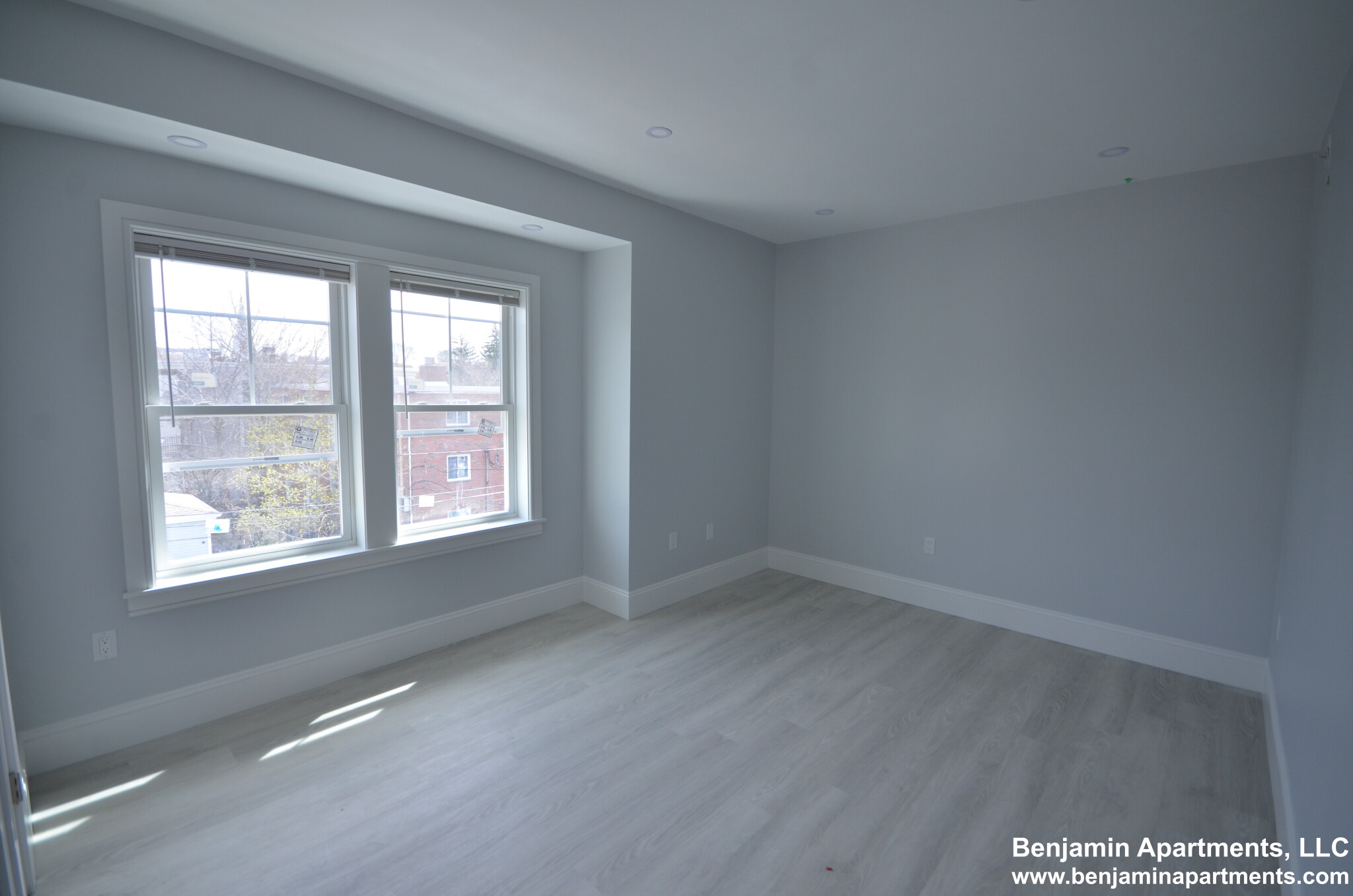 2 Oakland St, Brighton