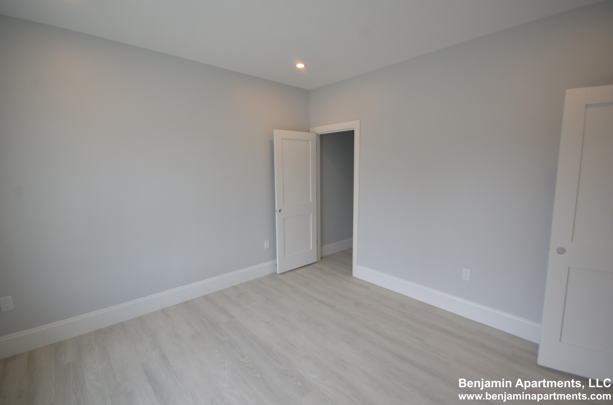 2 Oakland St, Brighton