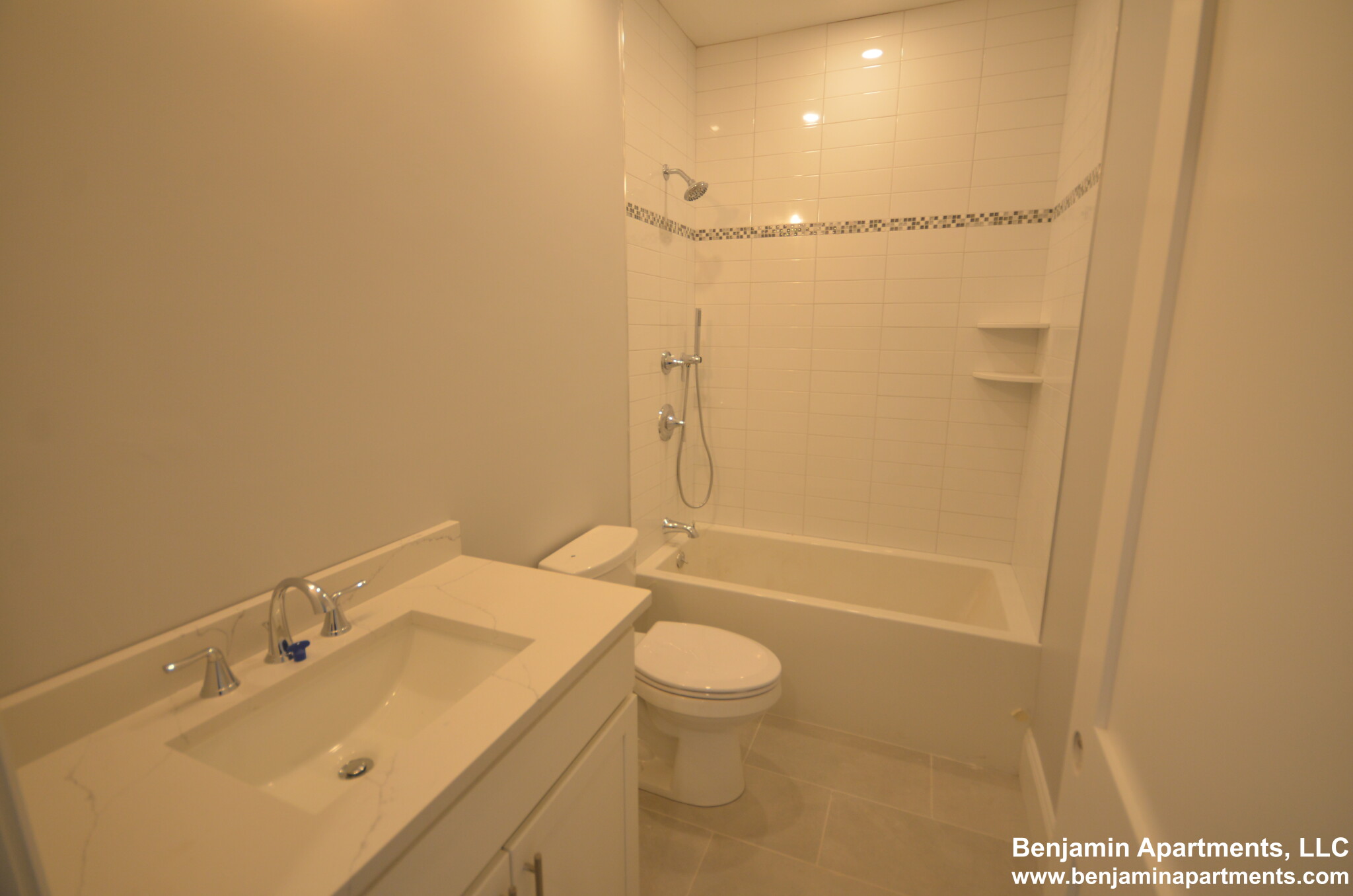 2 Oakland St, Brighton