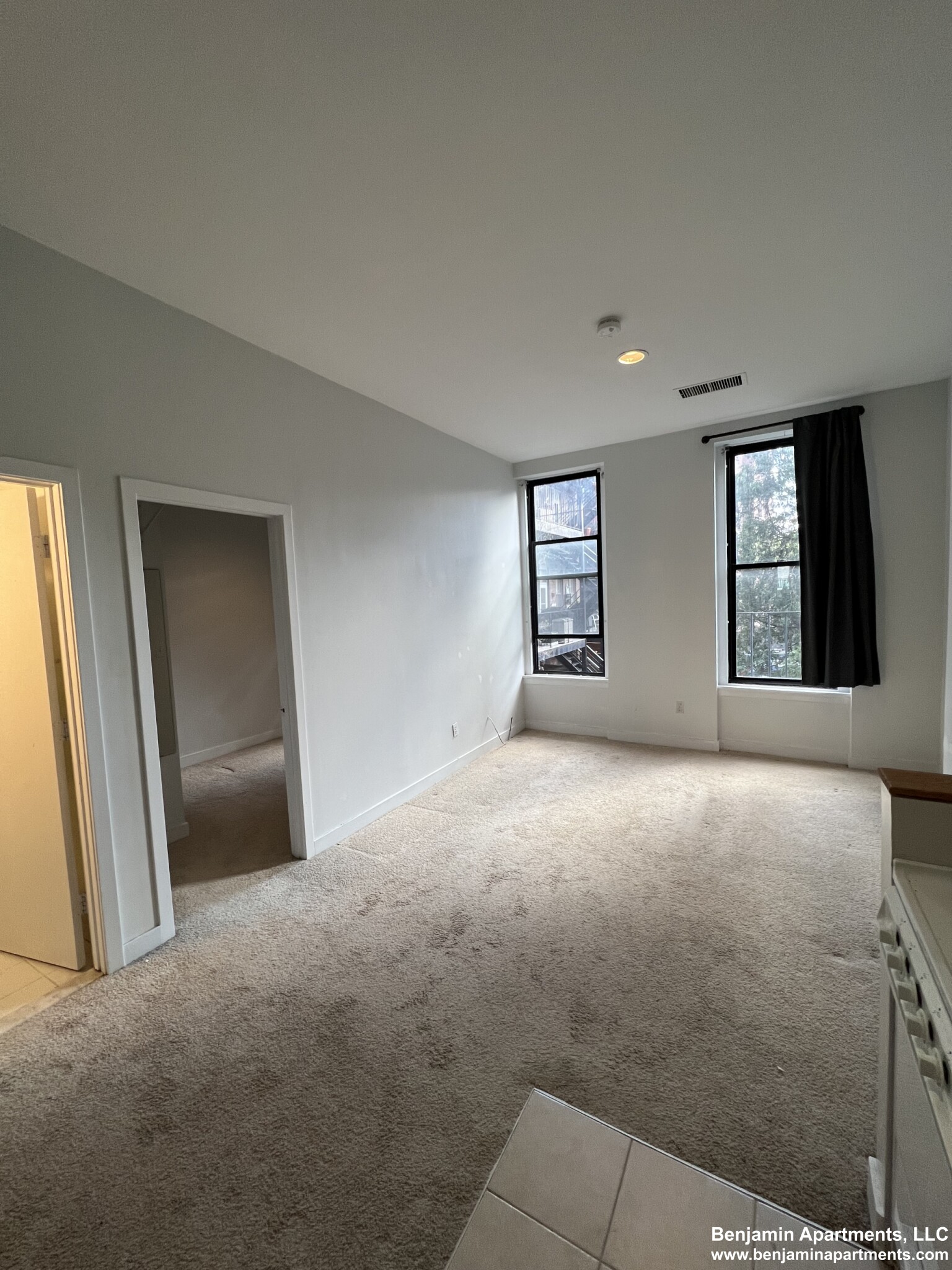 158 Saint Botolph St, South End