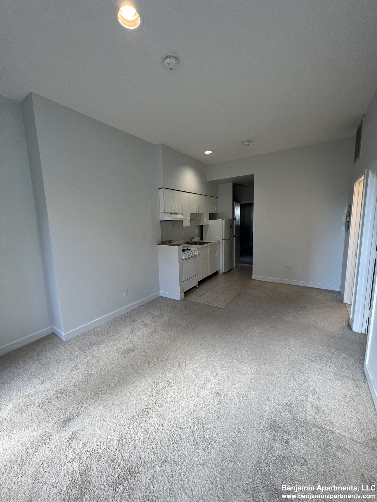 158 Saint Botolph St, South End