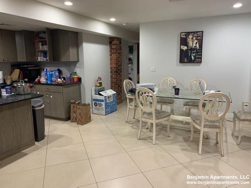 173 Saint Botolph St, South End