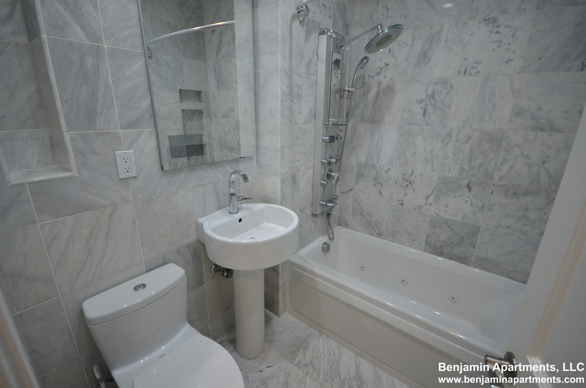 40 Cameron St, Brookline Village