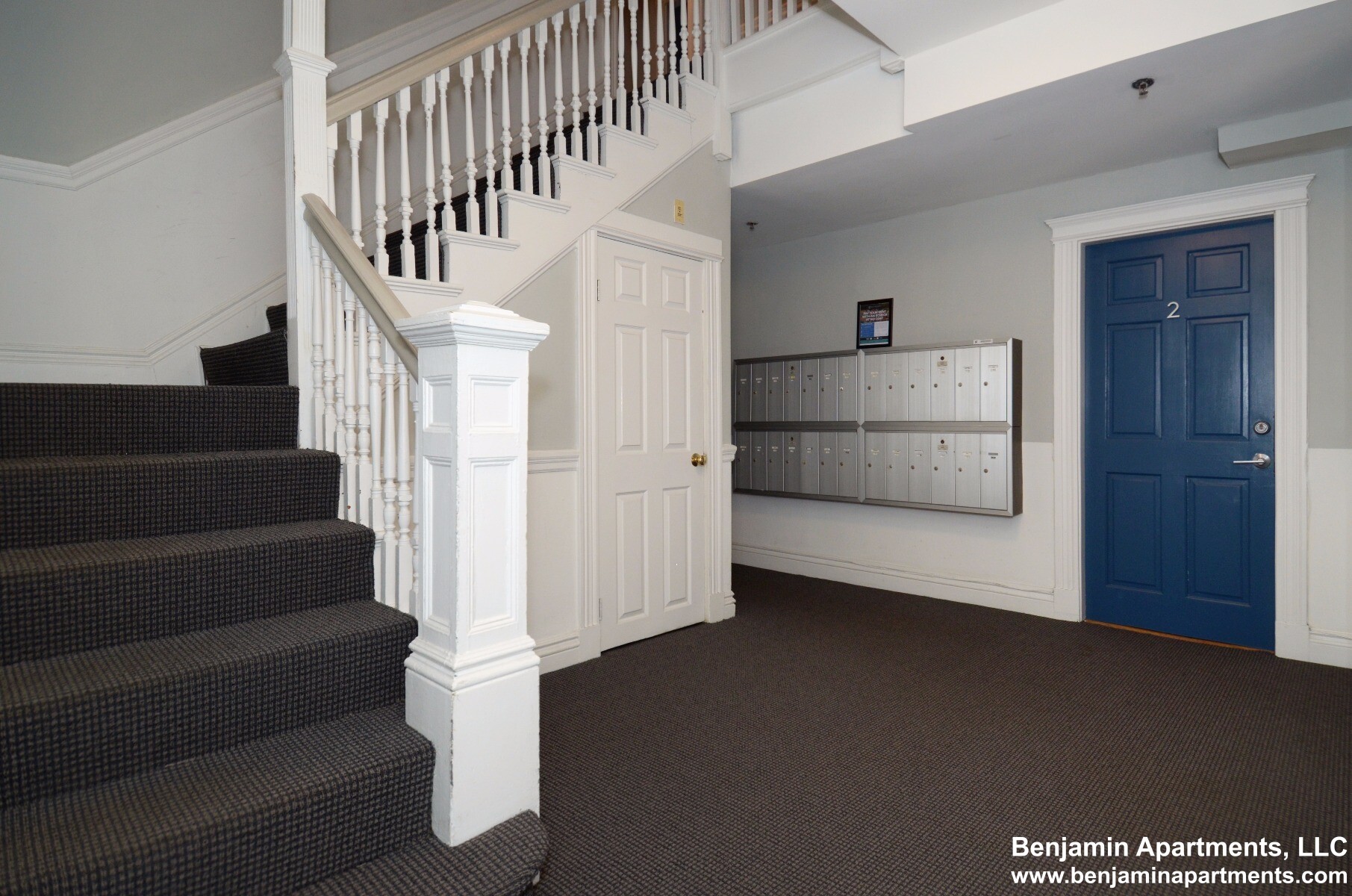 6 Camelot Ct, Allston