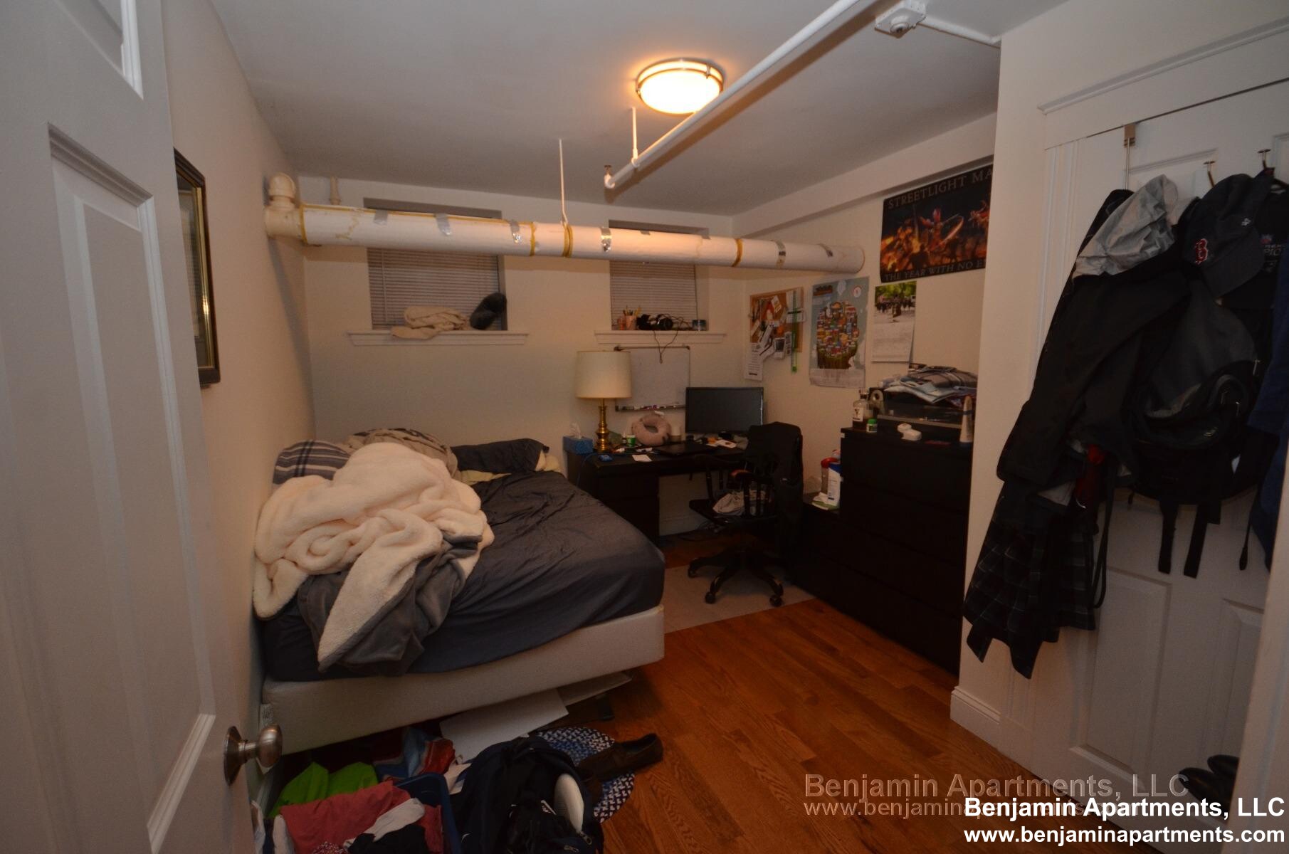 6 Camelot Ct, Allston