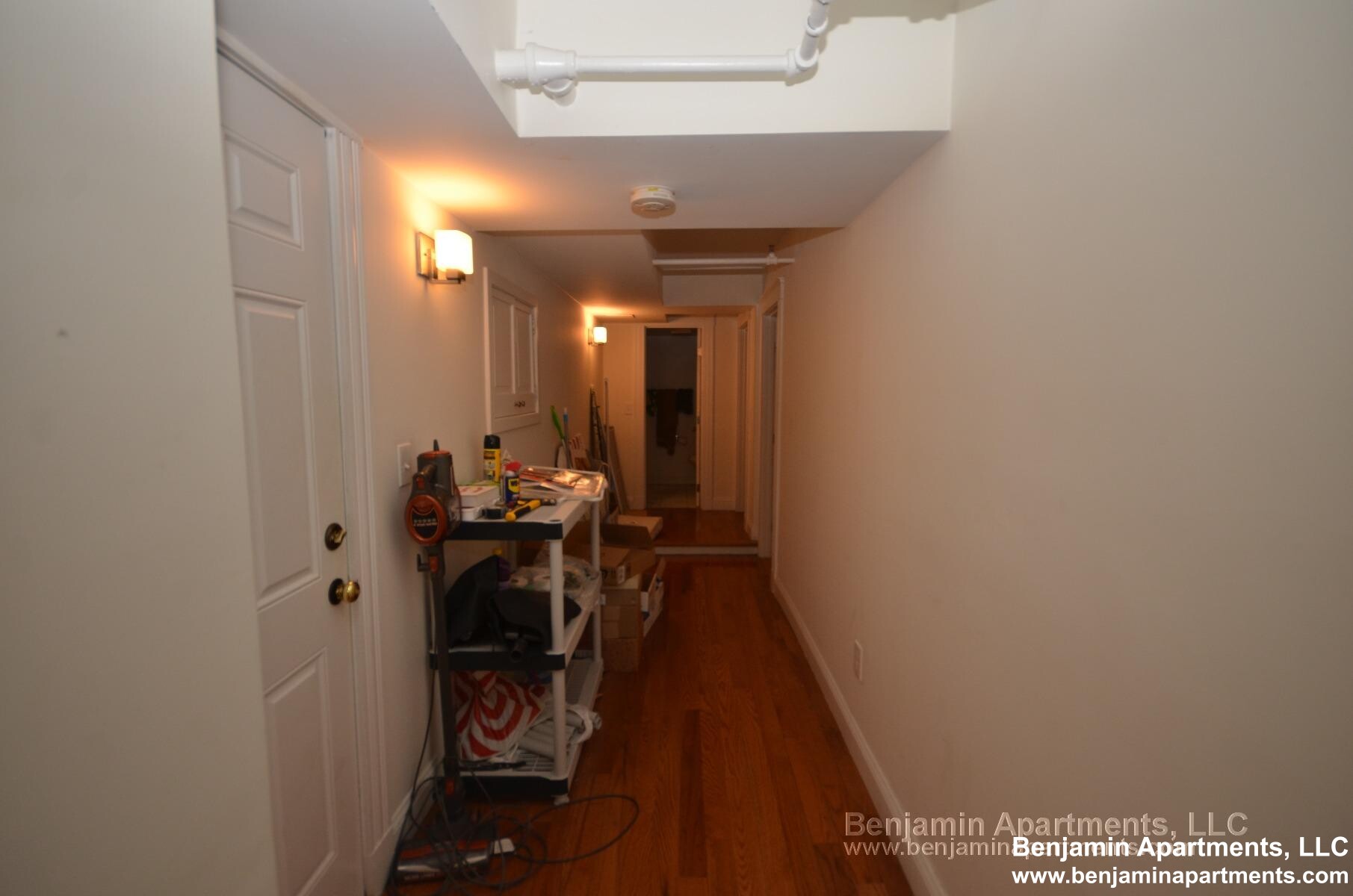 6 Camelot Ct, Allston