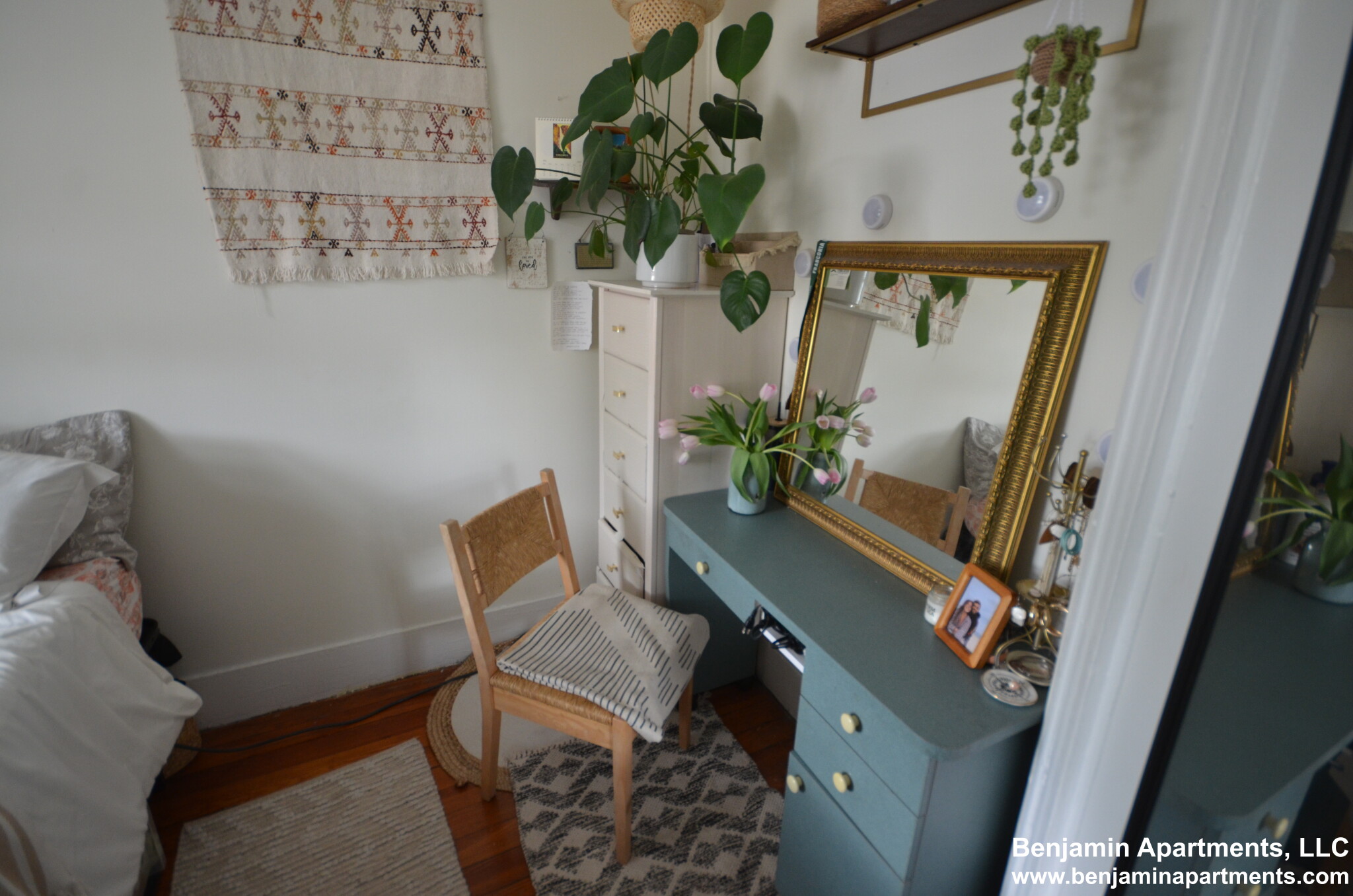 81 Brighton Ave, Allston