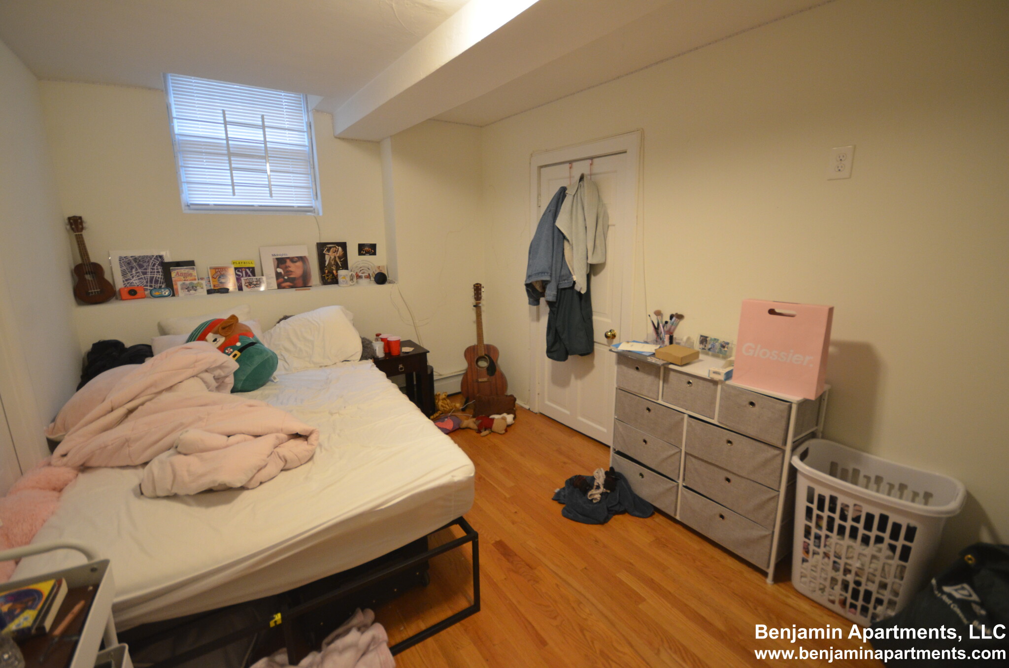 1322 Commonwealth Ave, Allston