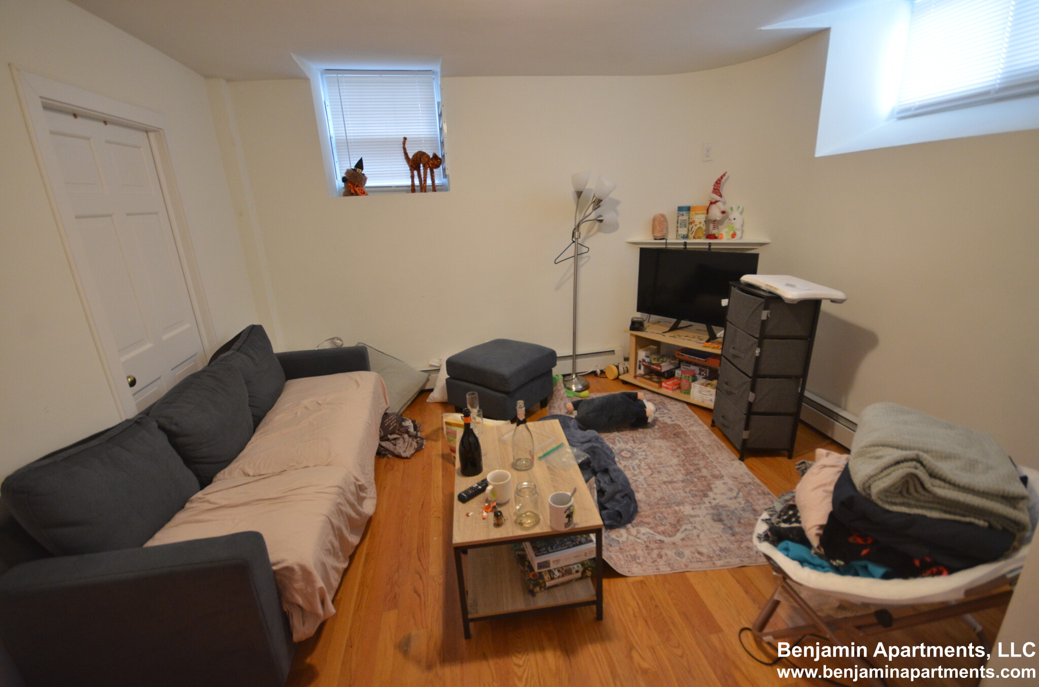 1322 Commonwealth Ave, Allston