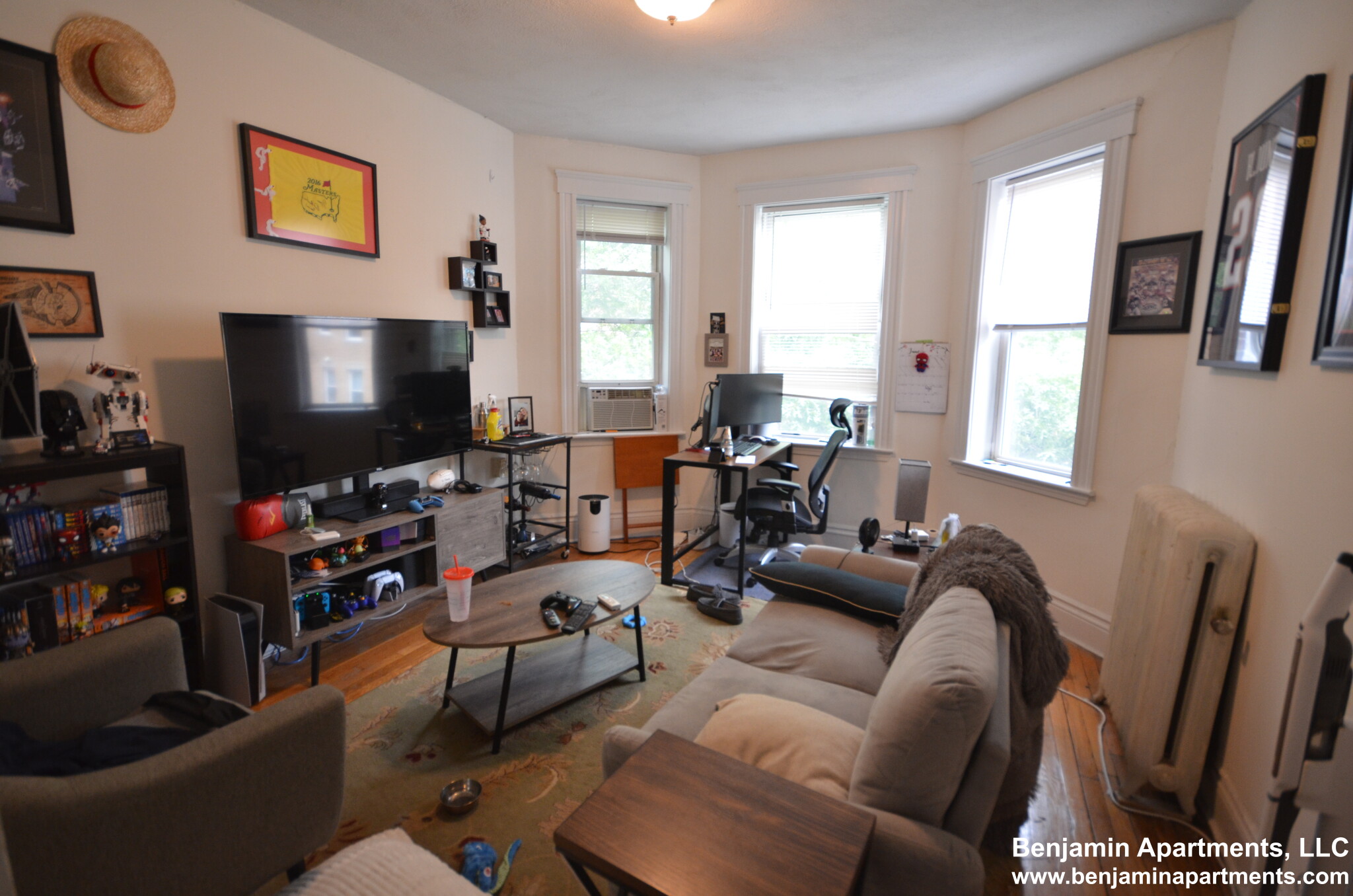 6 Camelot Ct, Allston