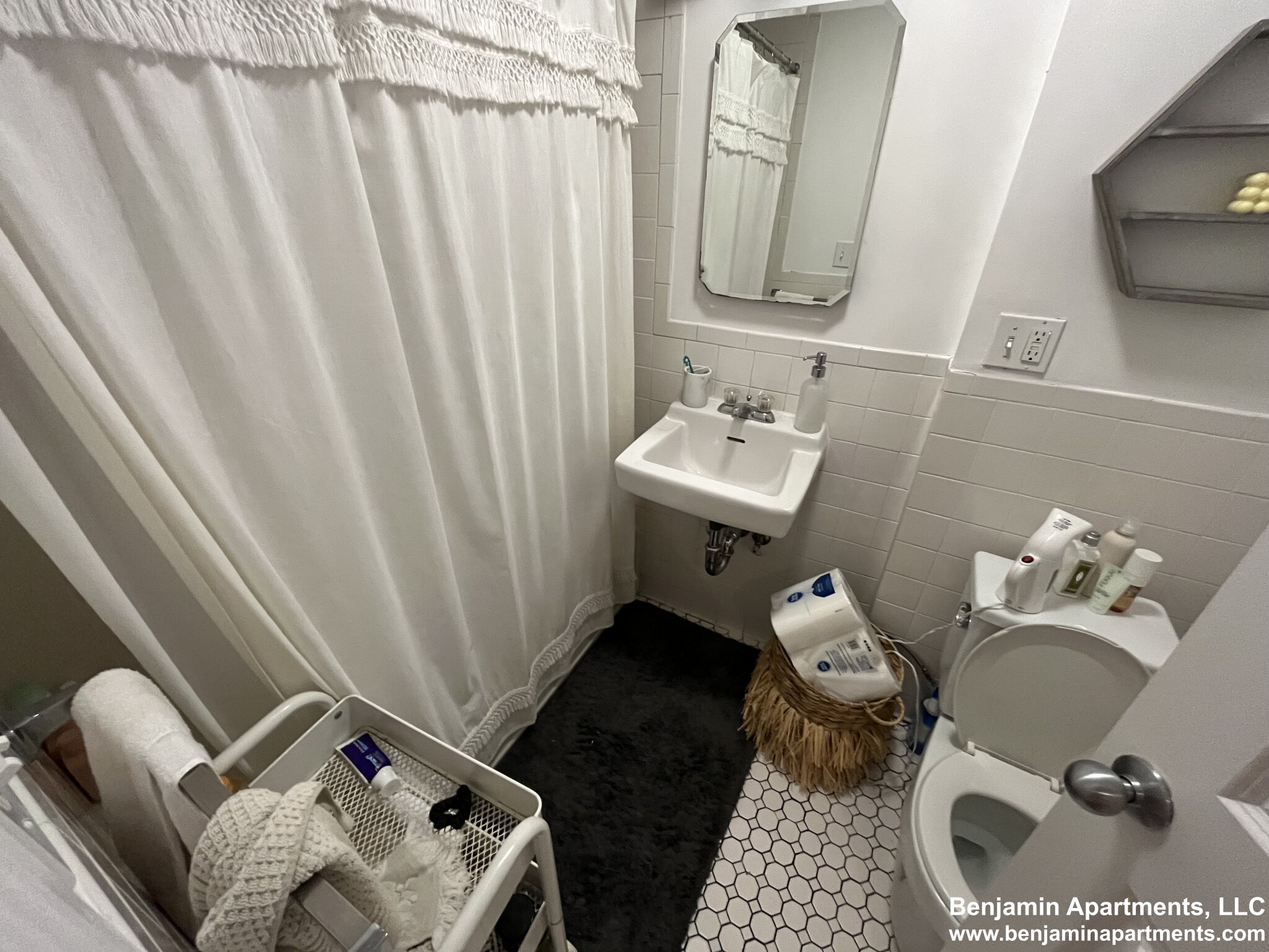 1942 Beacon St, Brighton