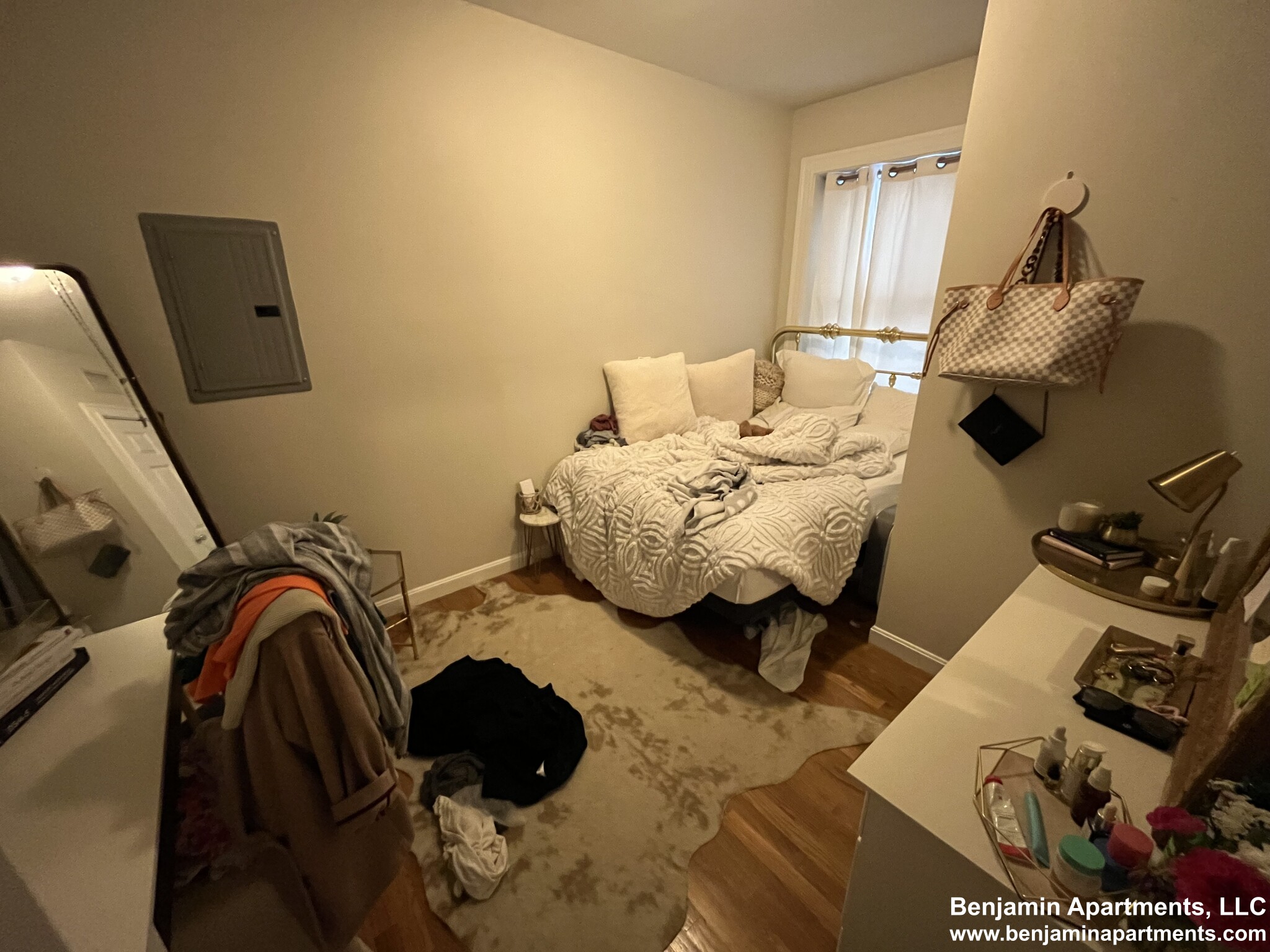 1942 Beacon St, Brighton