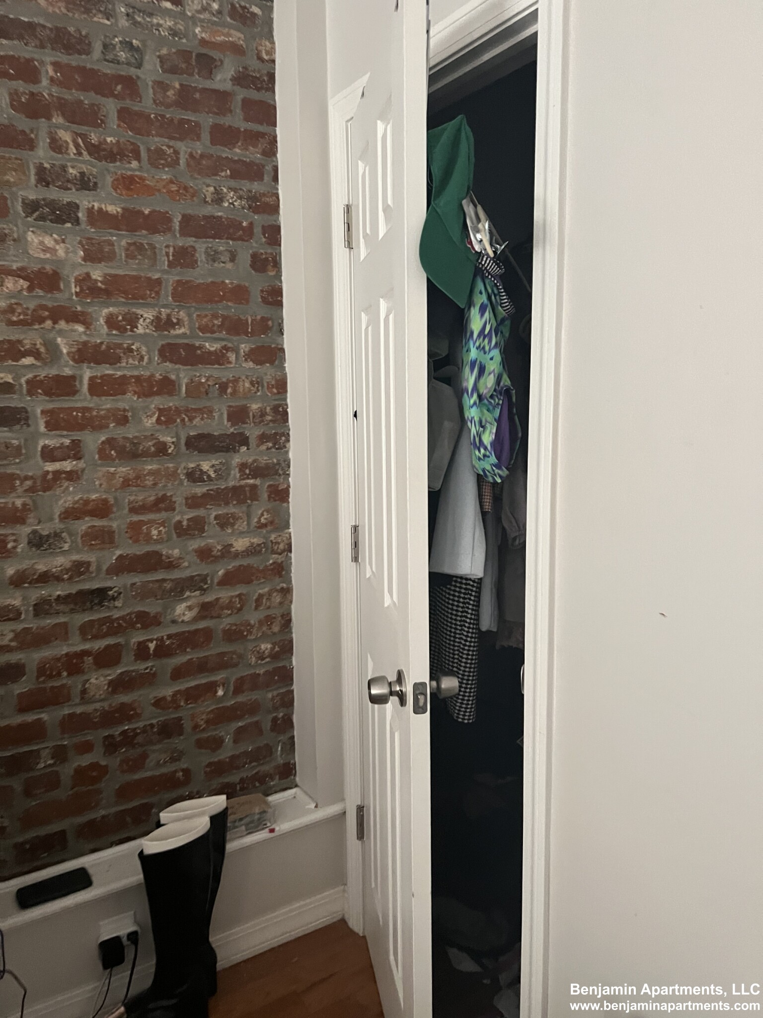 15 Garden St, Beacon Hill