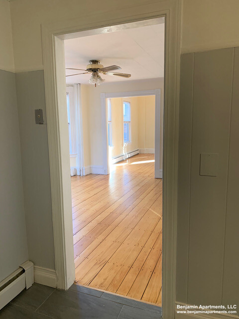 547 Broadway, South Medford